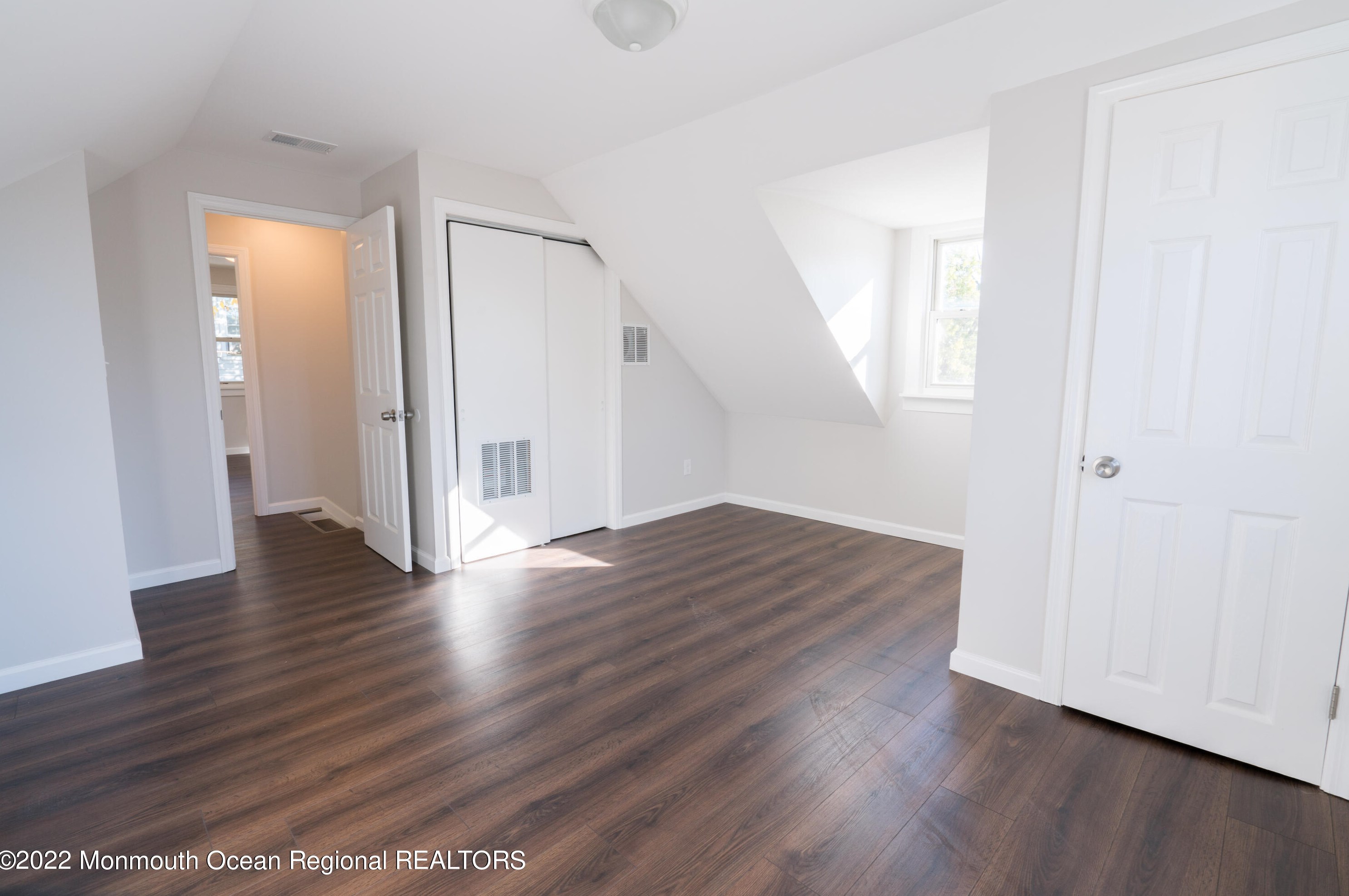 509 Main St, Millstone NJ  08876-3113 exterior