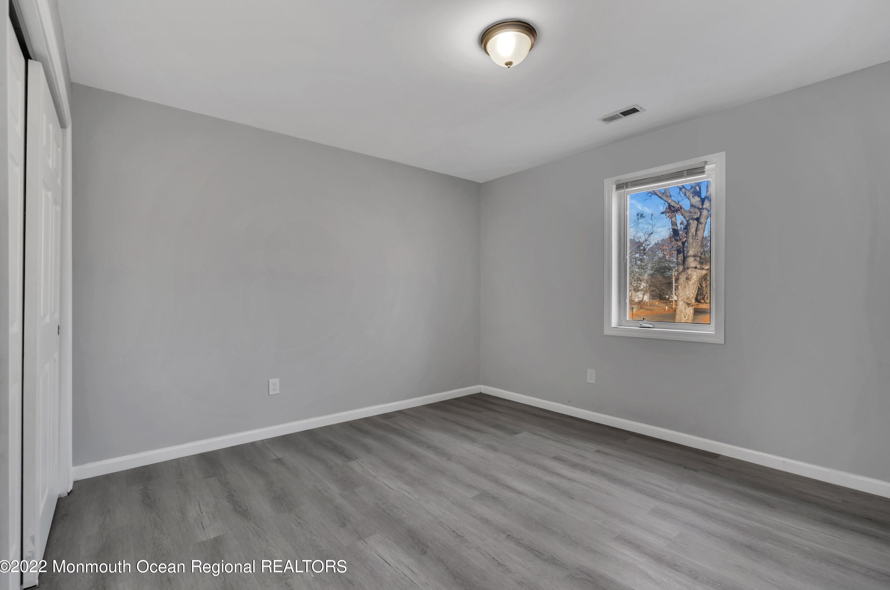 58 Chadwick Ave, Toms River NJ  08753-7176 exterior