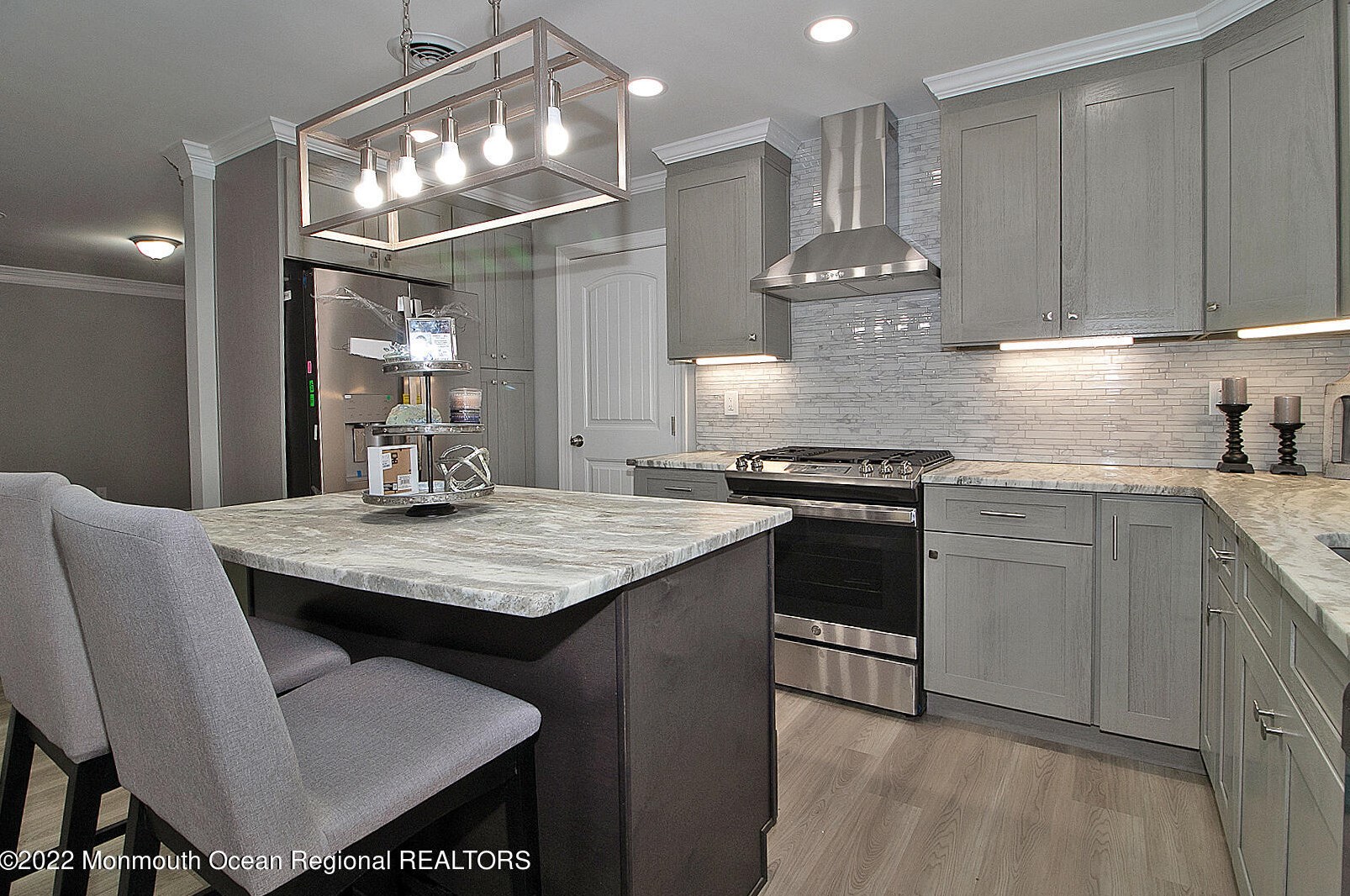 30 Nostrand Dr, Toms River NJ  08757-5642 exterior
