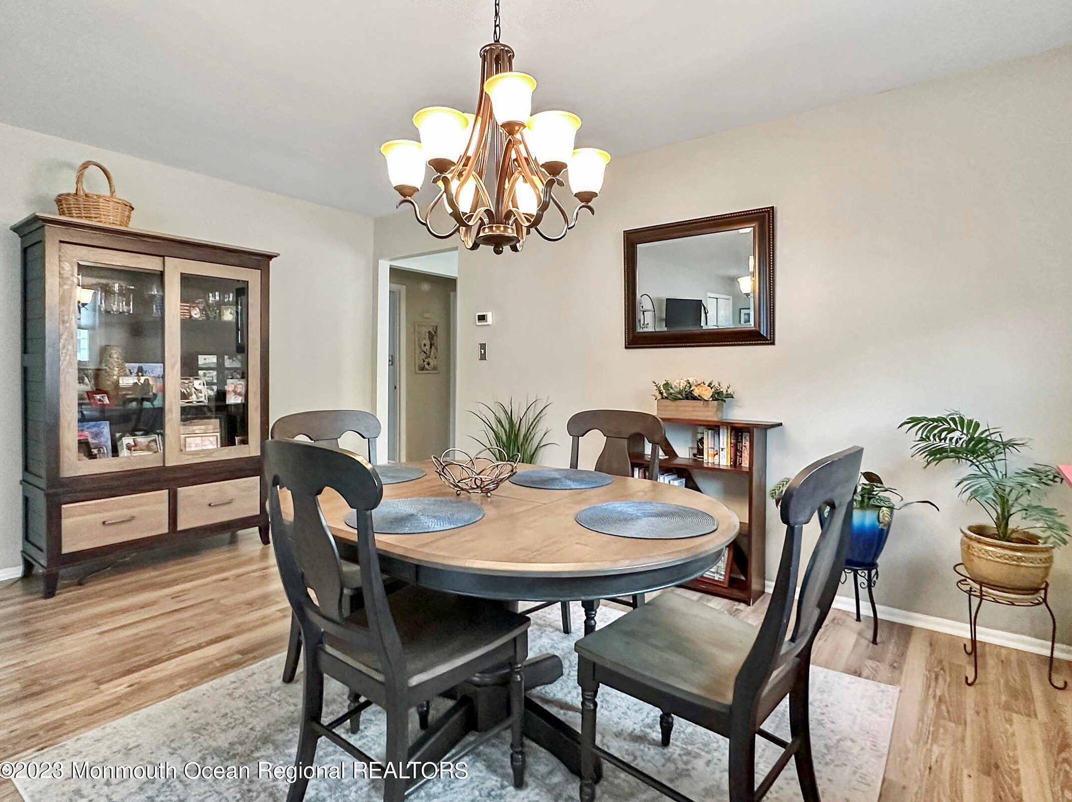 6 Aztec Ct, Toms River NJ  08757-3814 exterior