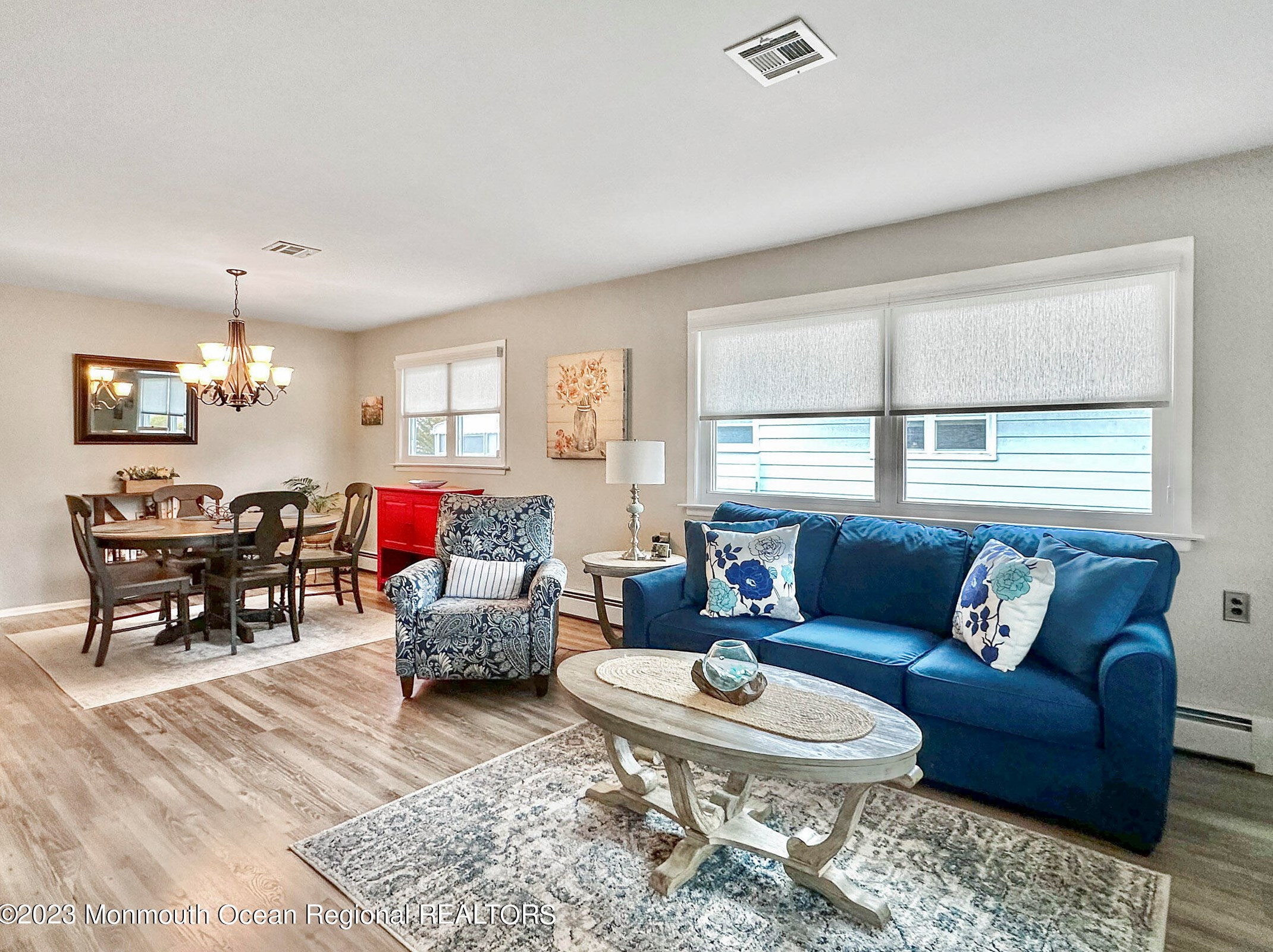 6 Aztec Ct, Toms River NJ  08757-3814 exterior