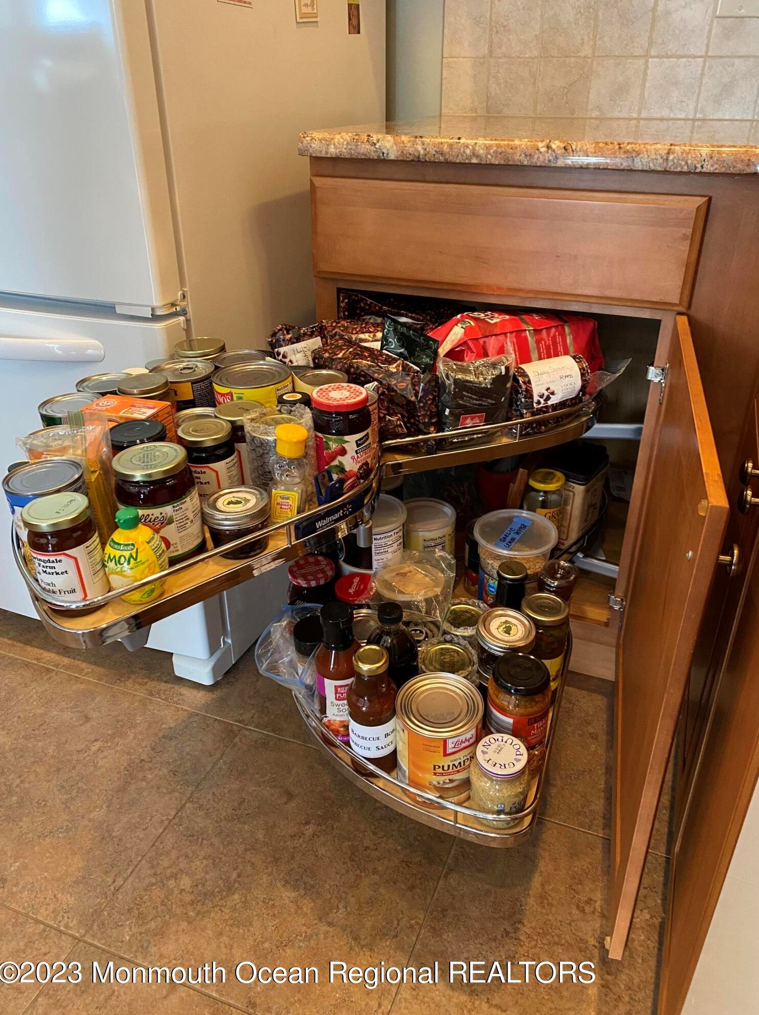 40 Portland Dr, Tuckerton NJ  08087-1213 exterior