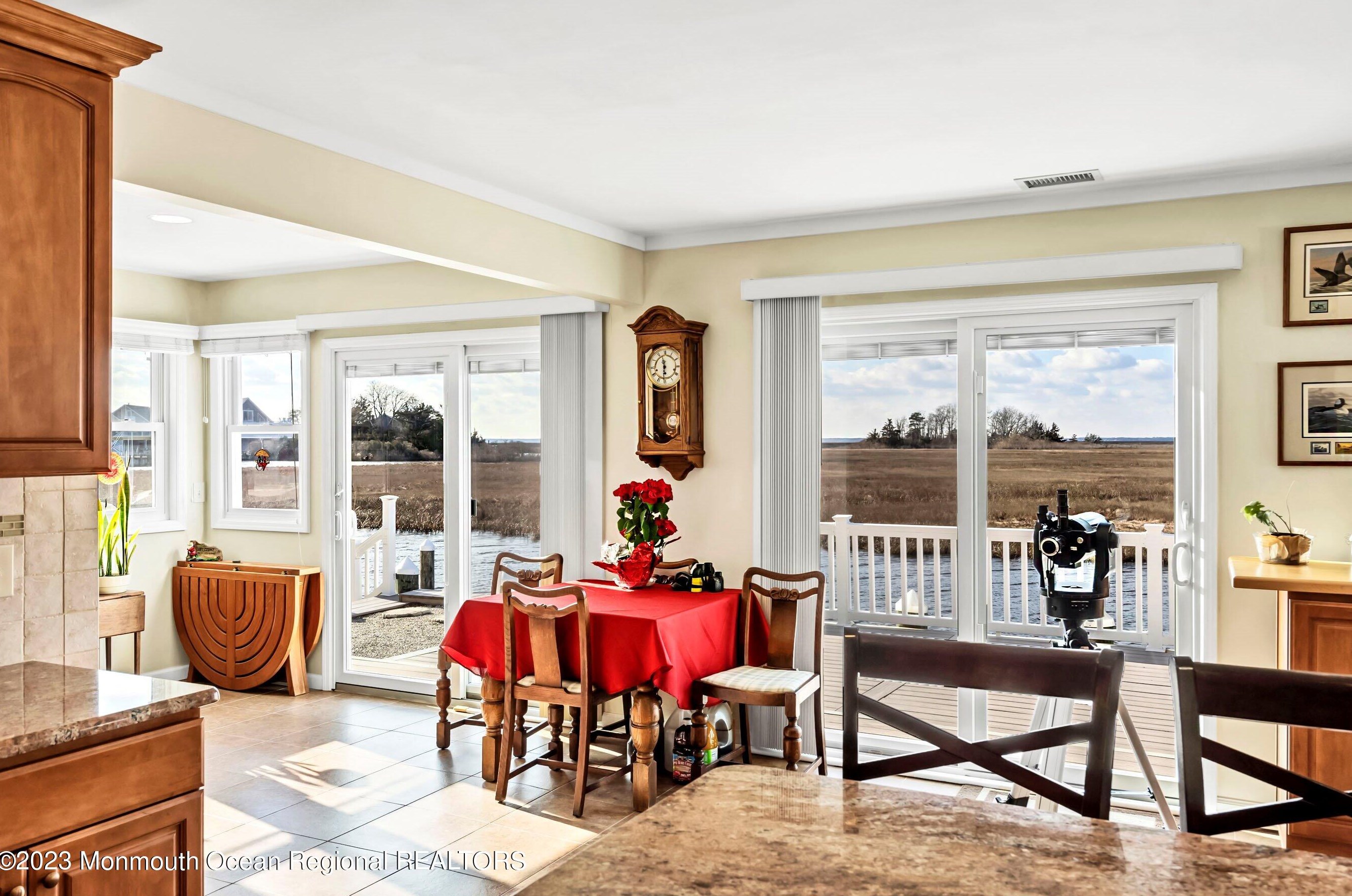 40 Portland Dr, Tuckerton NJ  08087-1213 exterior