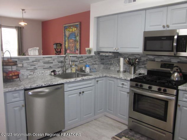 405 Lexington Ave, Wall Township NJ  07753-3787 exterior