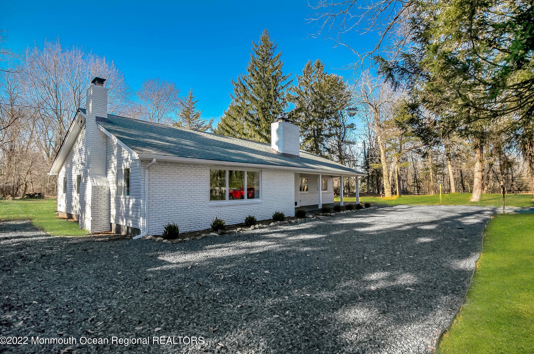 33 New St, Vanderburg NJ  07722-1646 exterior