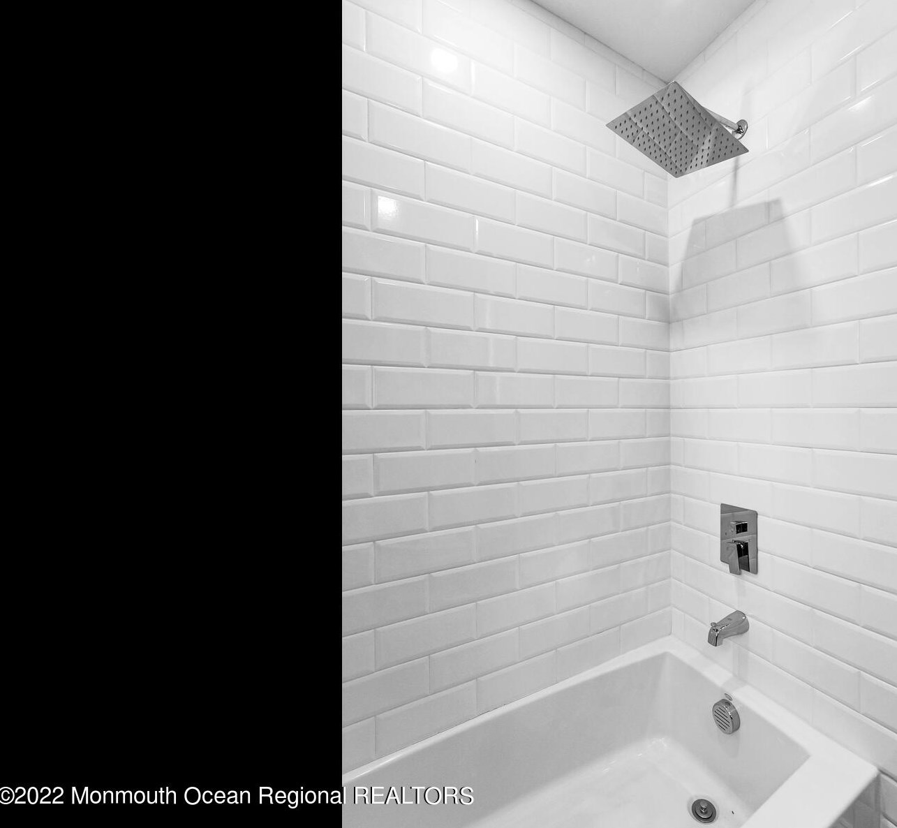 33 New St, Vanderburg NJ  07722-1646 exterior