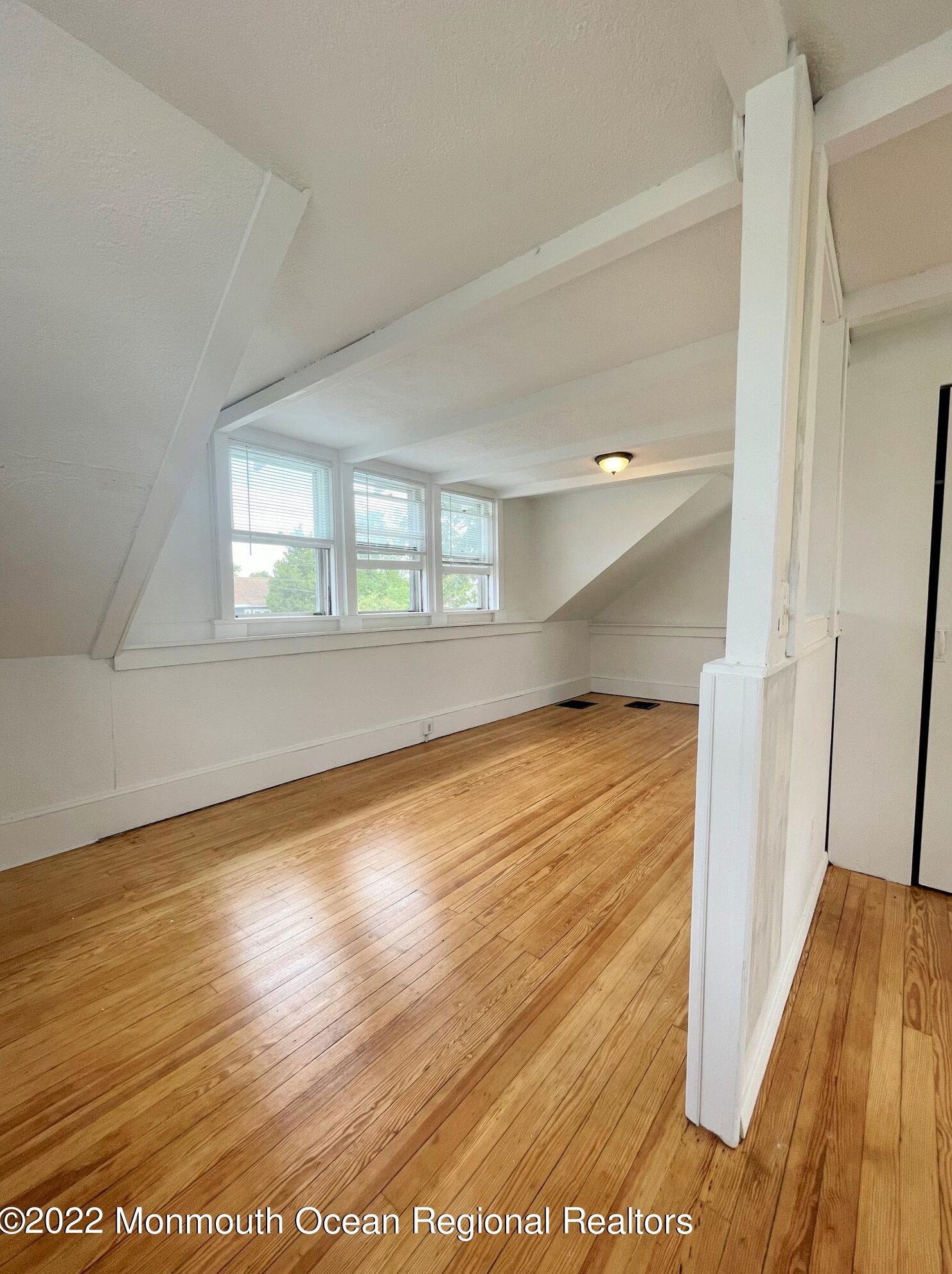 334 Barnegat Blvd, Beachwood NJ  08722-2911 exterior