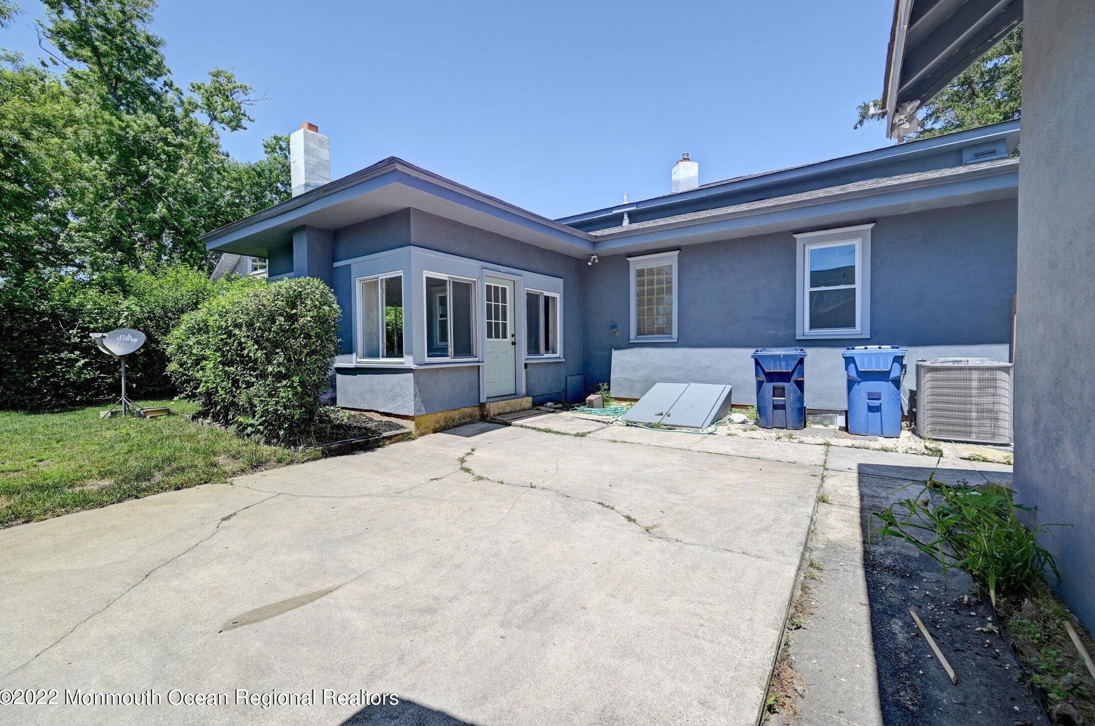 334 Barnegat Blvd, Beachwood NJ  08722-2911 exterior