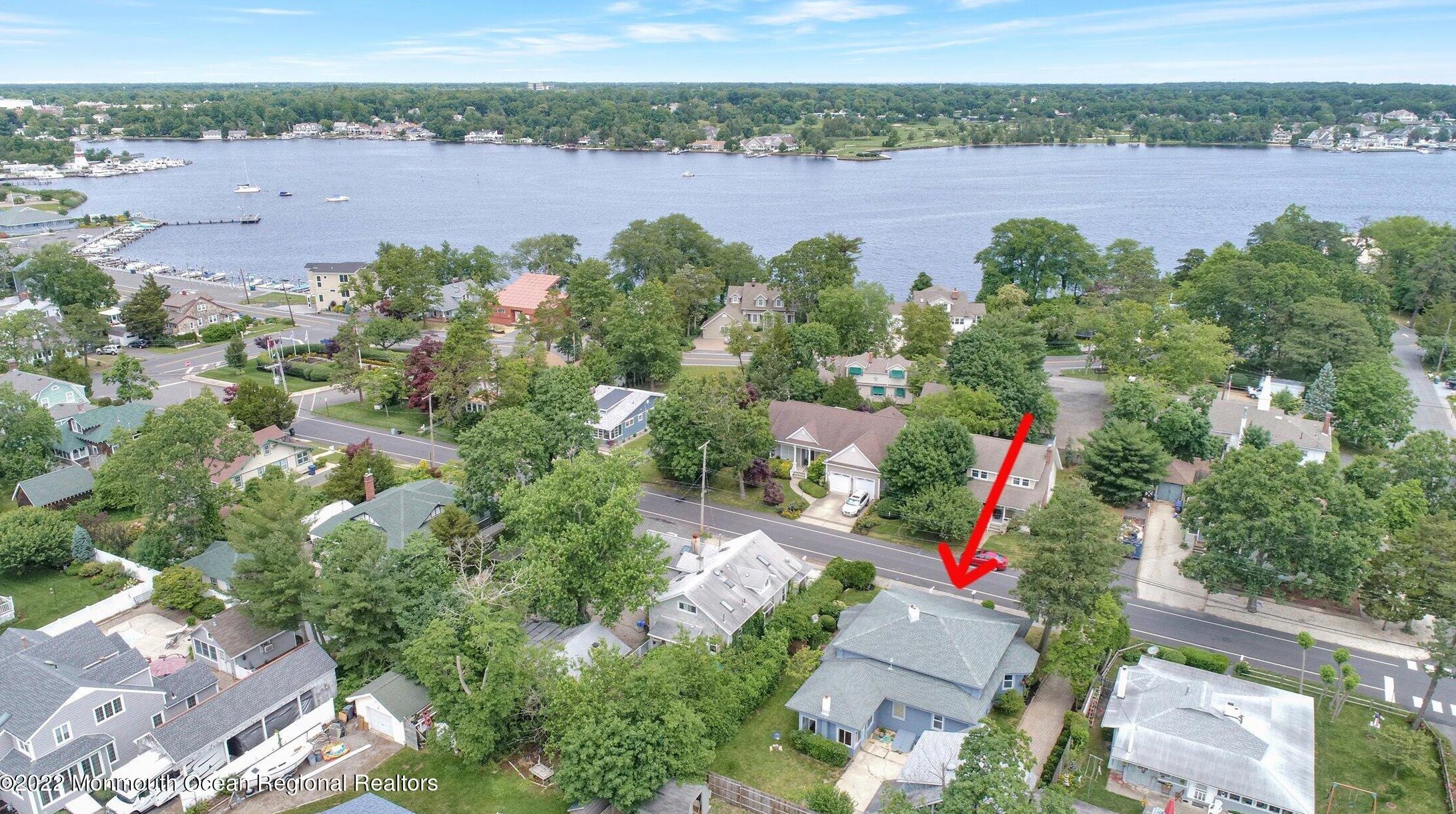 334 Barnegat Blvd, Beachwood NJ  08722-2911 exterior