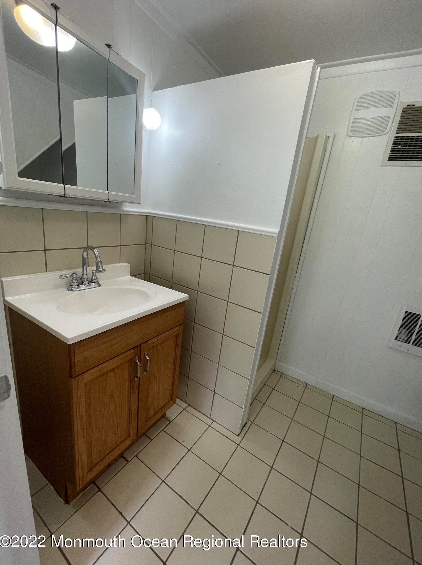 334 Barnegat Blvd, Beachwood NJ  08722-2911 exterior