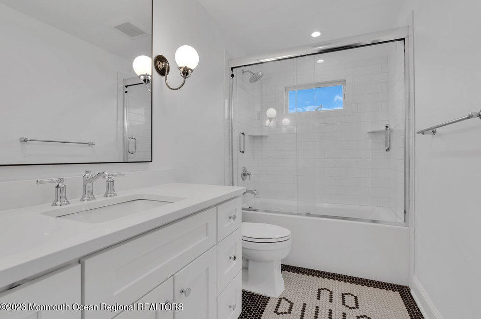 58 Curtis Ave, Wall Township NJ  08736-3502 exterior