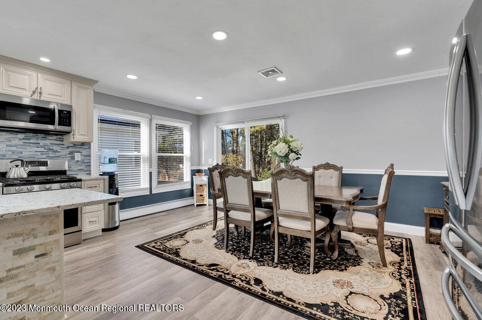 243 Orlando Blvd, Toms River NJ  08757-6233 exterior