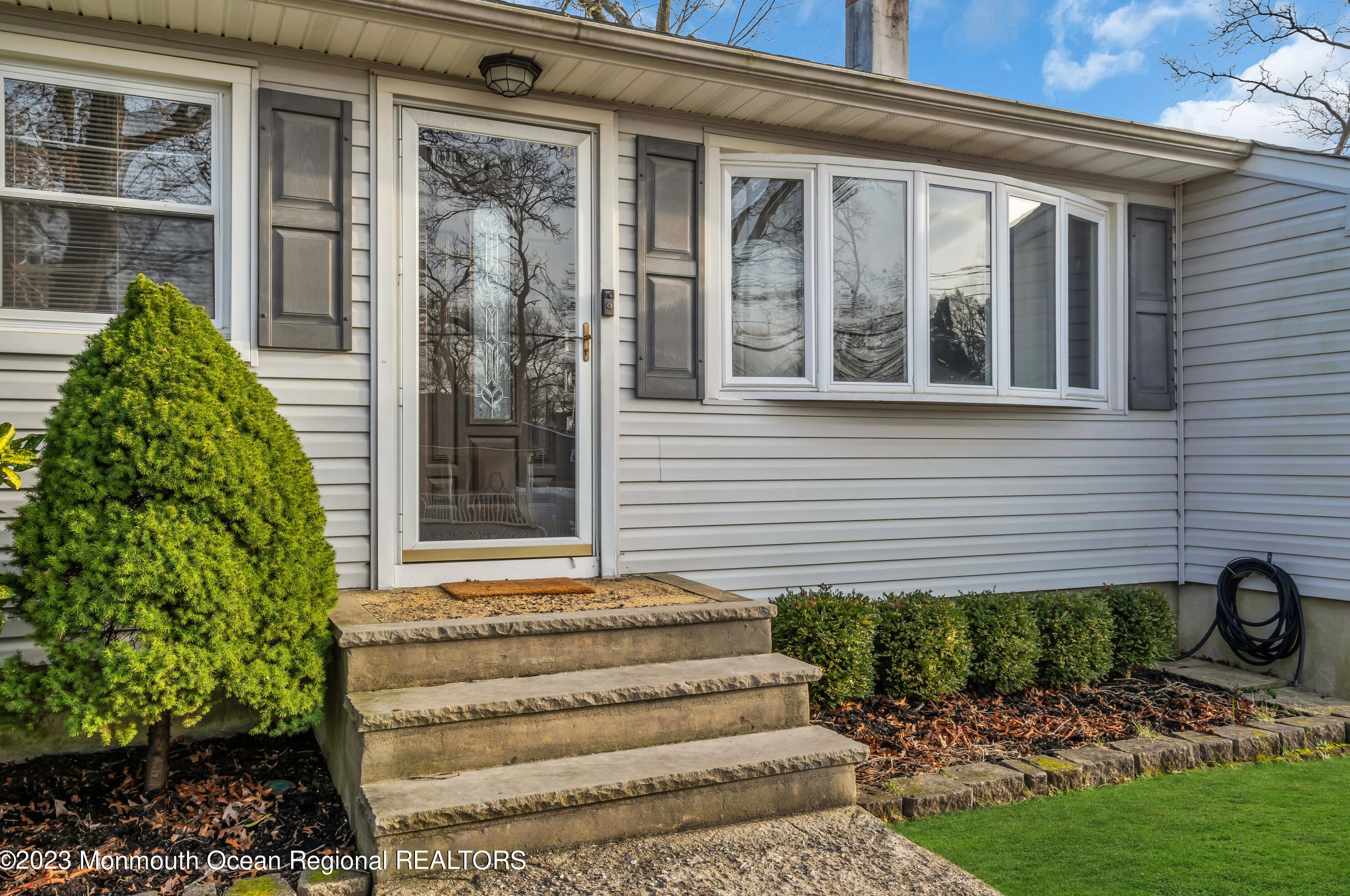 513 Beach Ave, Beachwood NJ  08722-2609 exterior