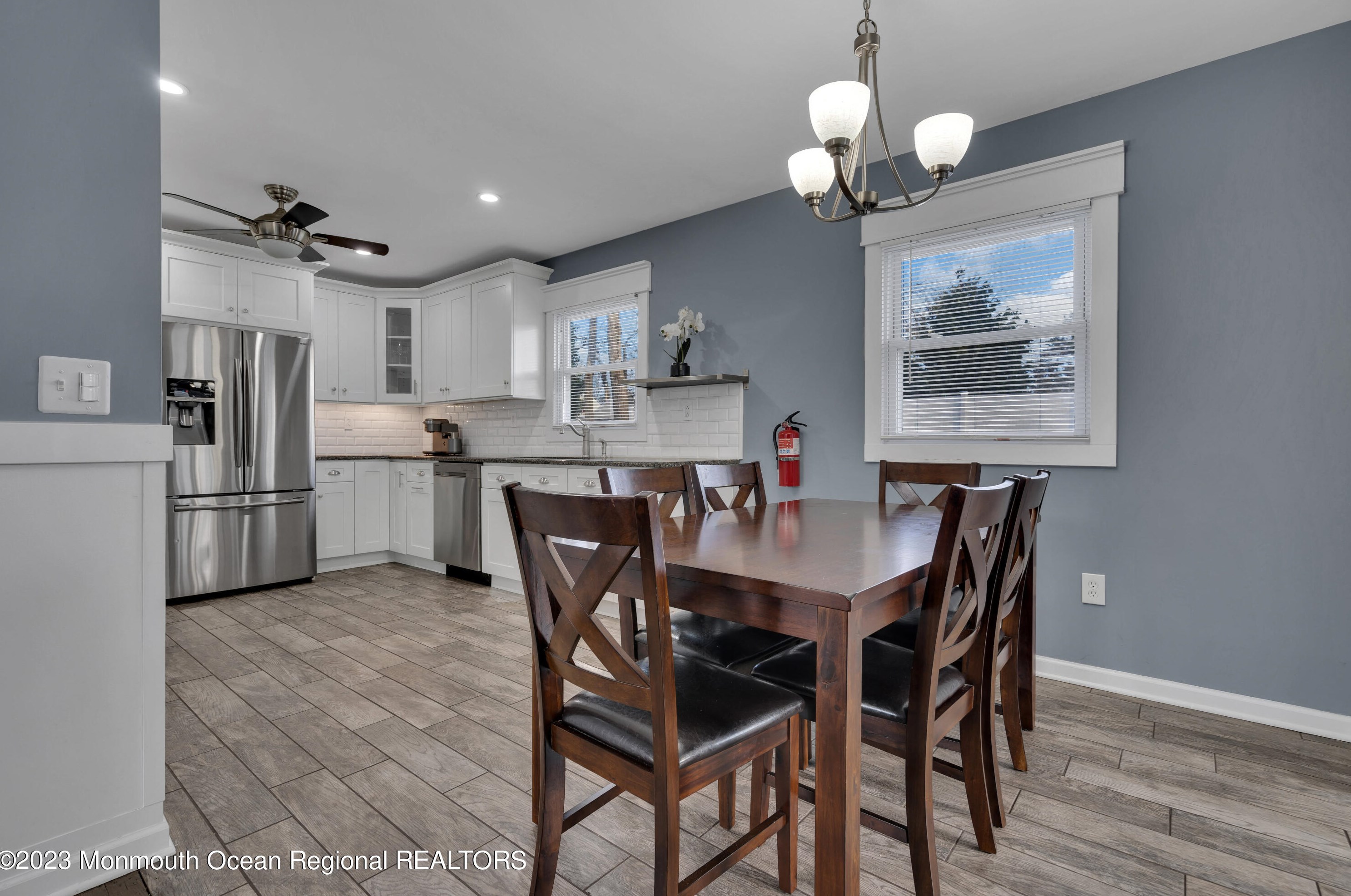 513 Beach Ave, Beachwood NJ  08722-2609 exterior