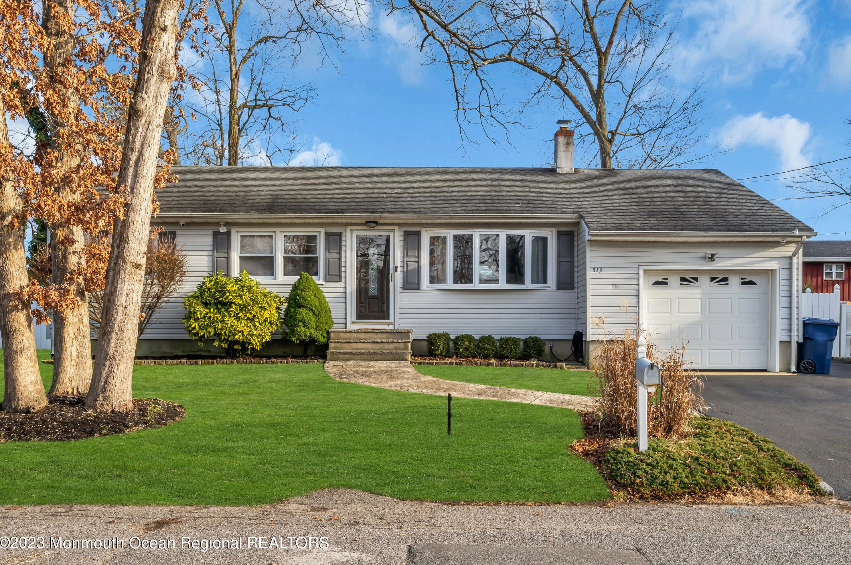 513 Beach Ave, Beachwood NJ  08722-2609 exterior