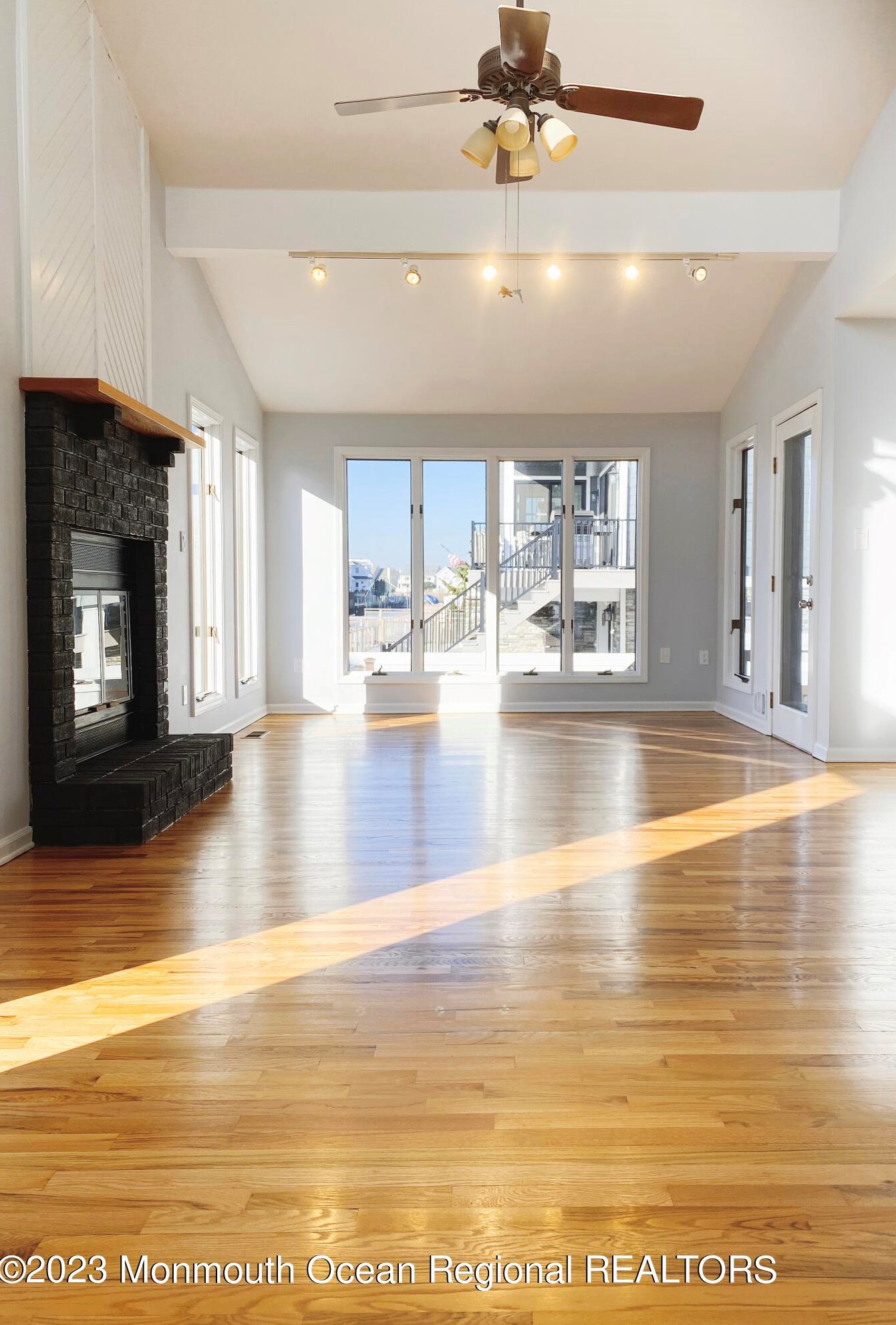 203 4th Ave, Wall Township NJ  07762-1065 exterior