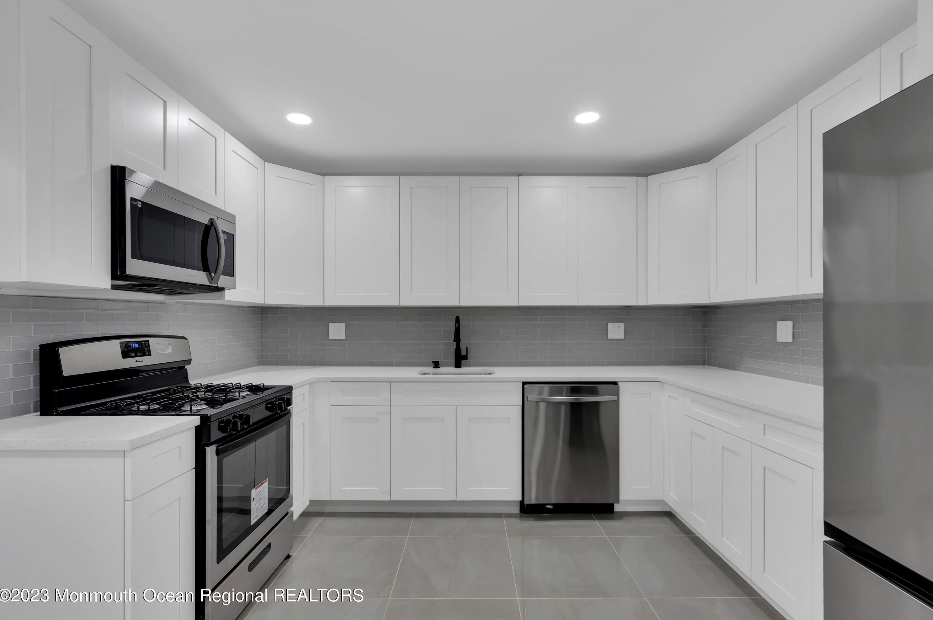 130 Attison Ave, Toms River NJ  08757-5206 exterior