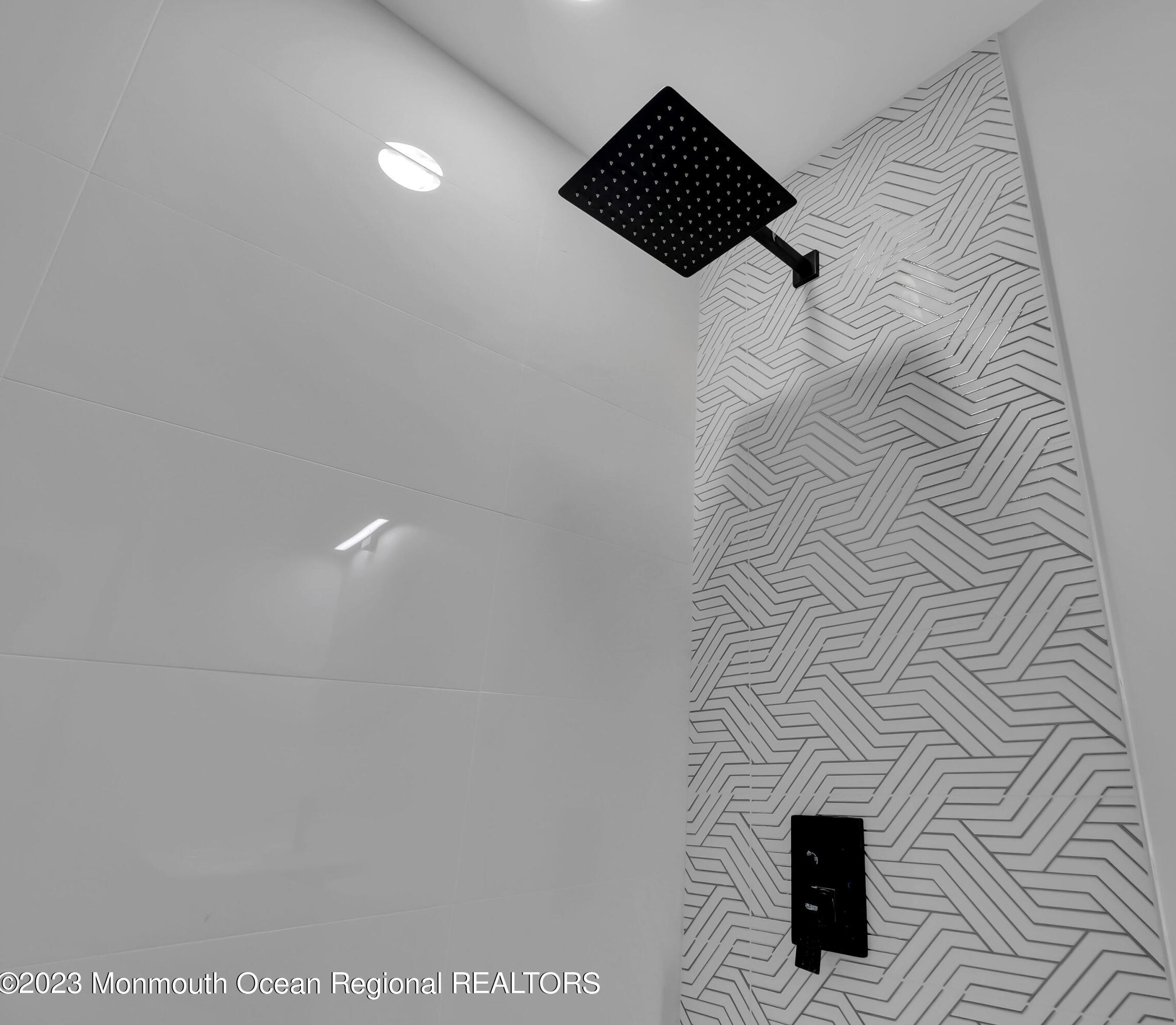 130 Attison Ave, Toms River NJ  08757-5206 exterior