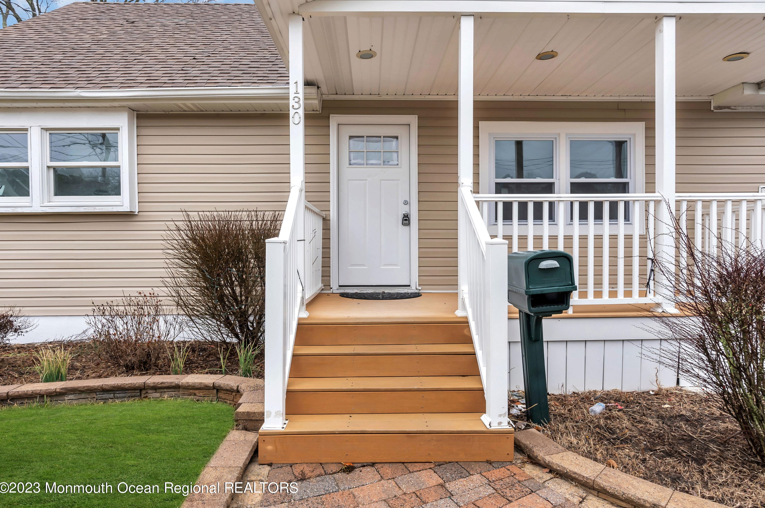 130 Attison Ave, Toms River NJ  08757-5206 exterior