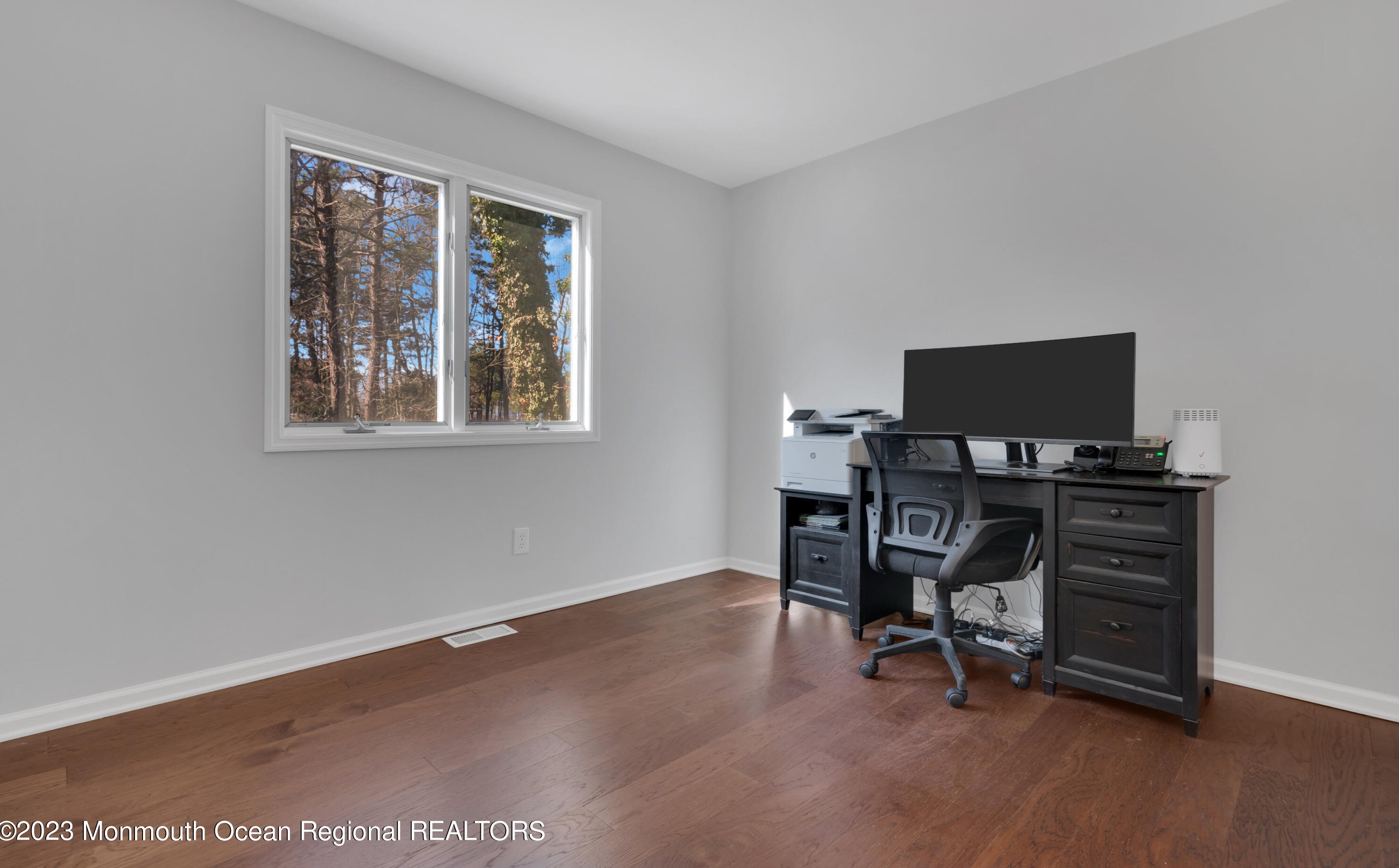 701 Manchester St, Toms River NJ  08757-2332 exterior