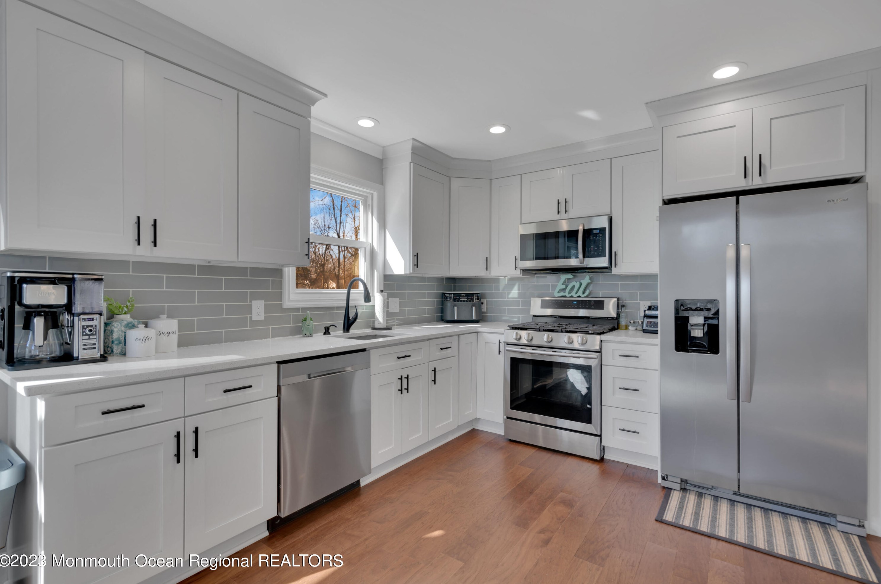 701 Manchester St, Toms River NJ  08757-2332 exterior