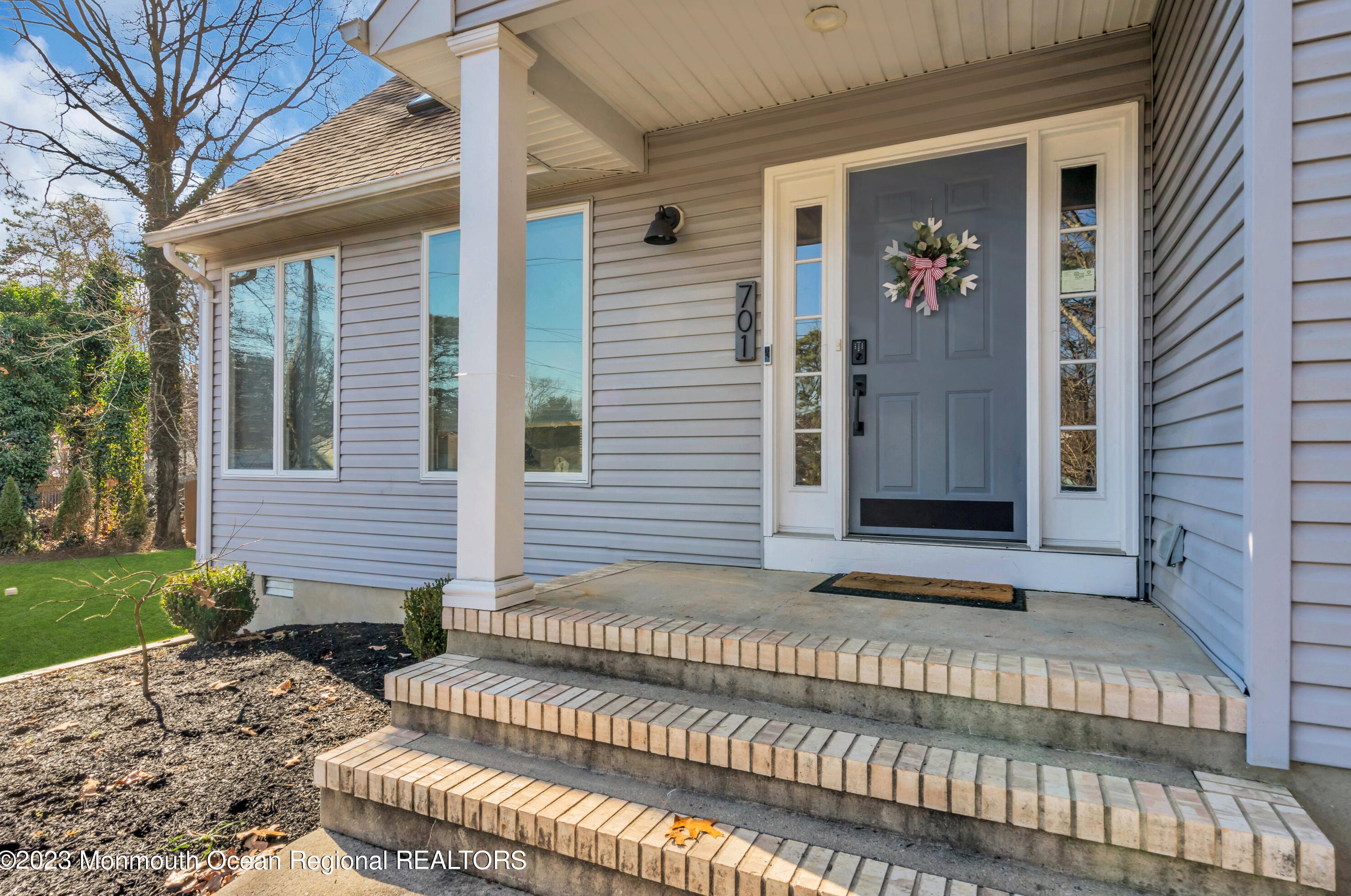 701 Manchester St, Toms River NJ  08757-2332 exterior