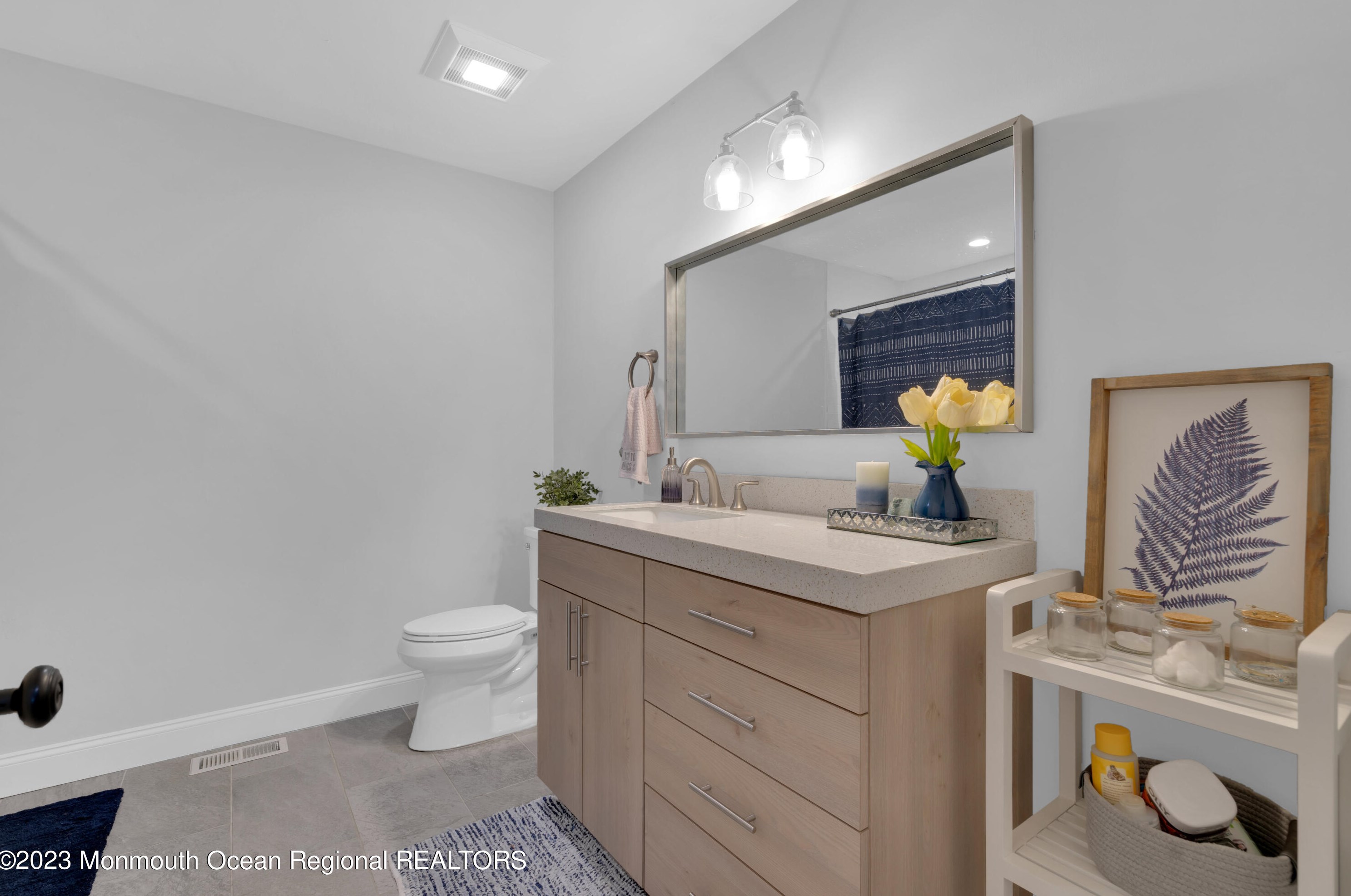 701 Manchester St, Toms River NJ  08757-2332 exterior