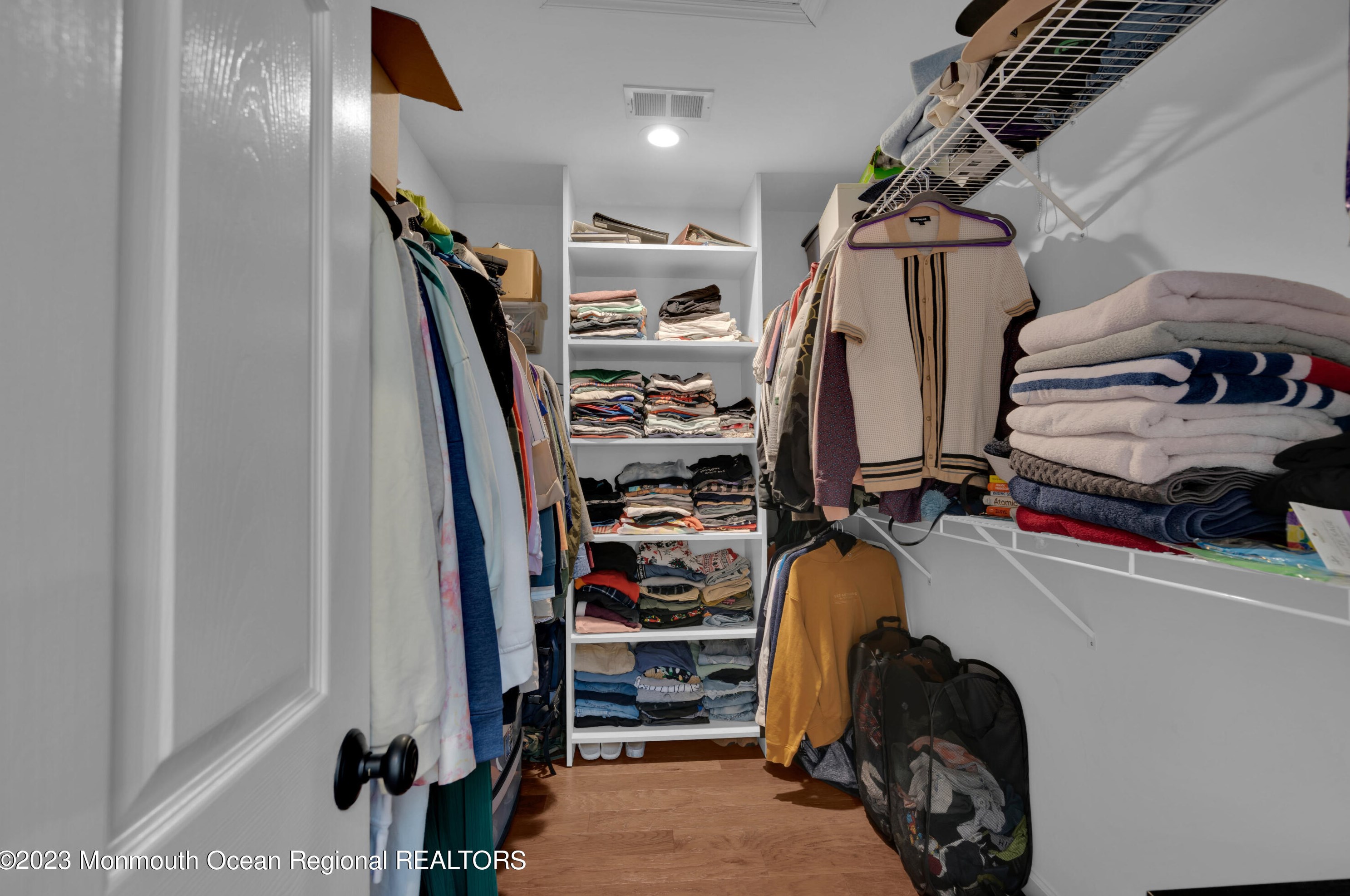 701 Manchester St, Toms River NJ  08757-2332 exterior