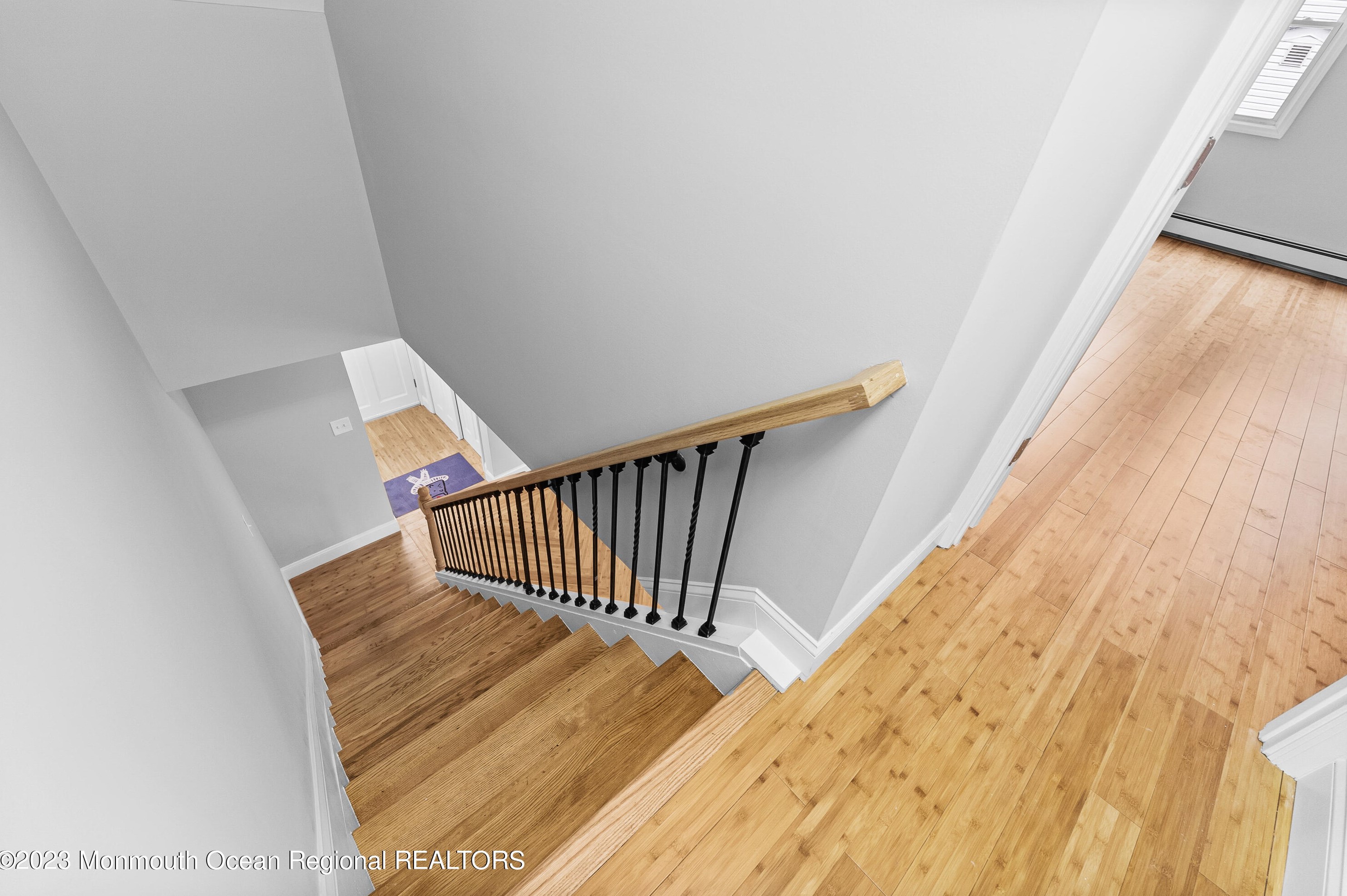 22 Intone Ln, Matawan NJ  07747-1719 exterior