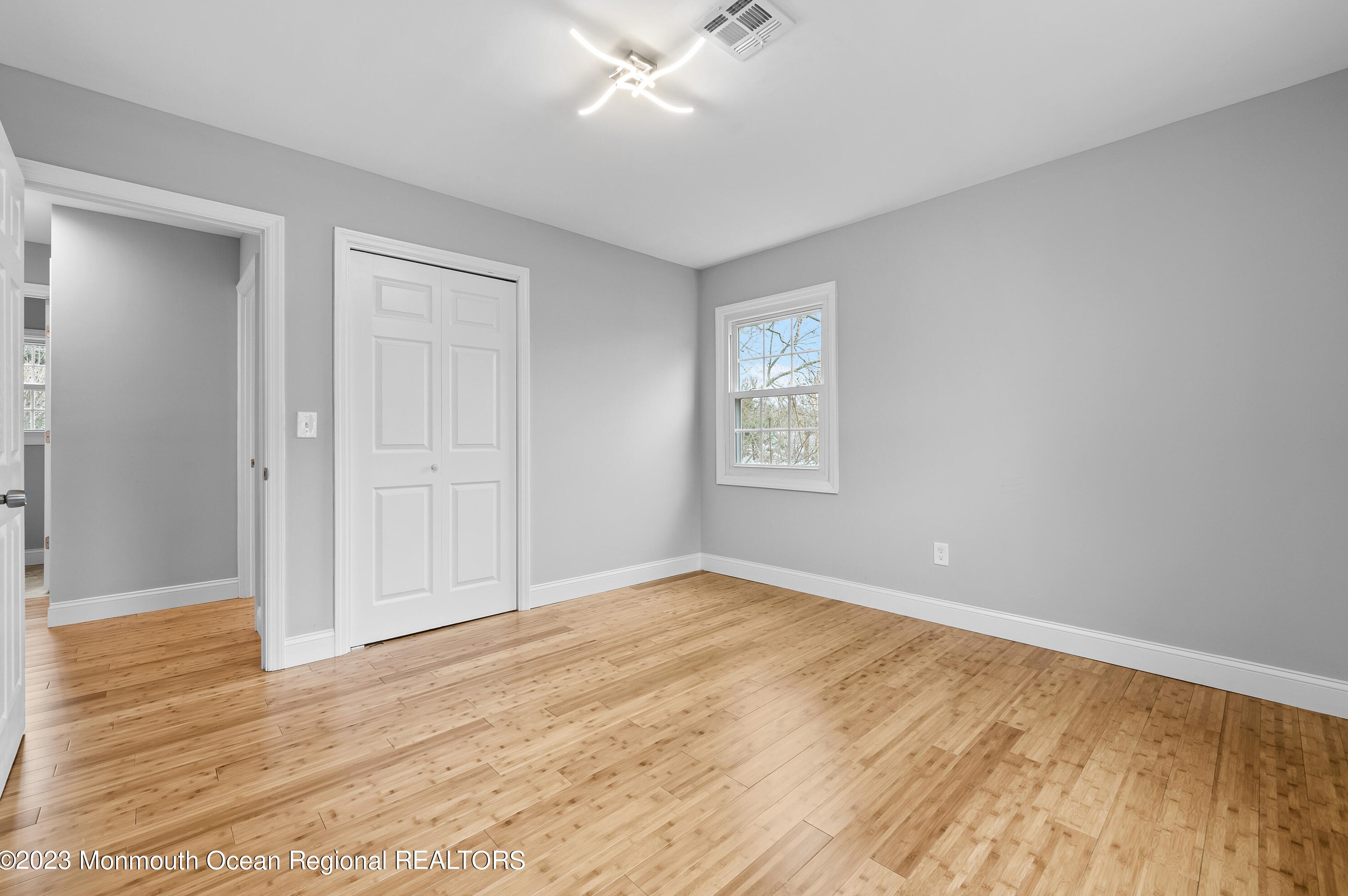 22 Intone Ln, Matawan NJ  07747-1719 exterior