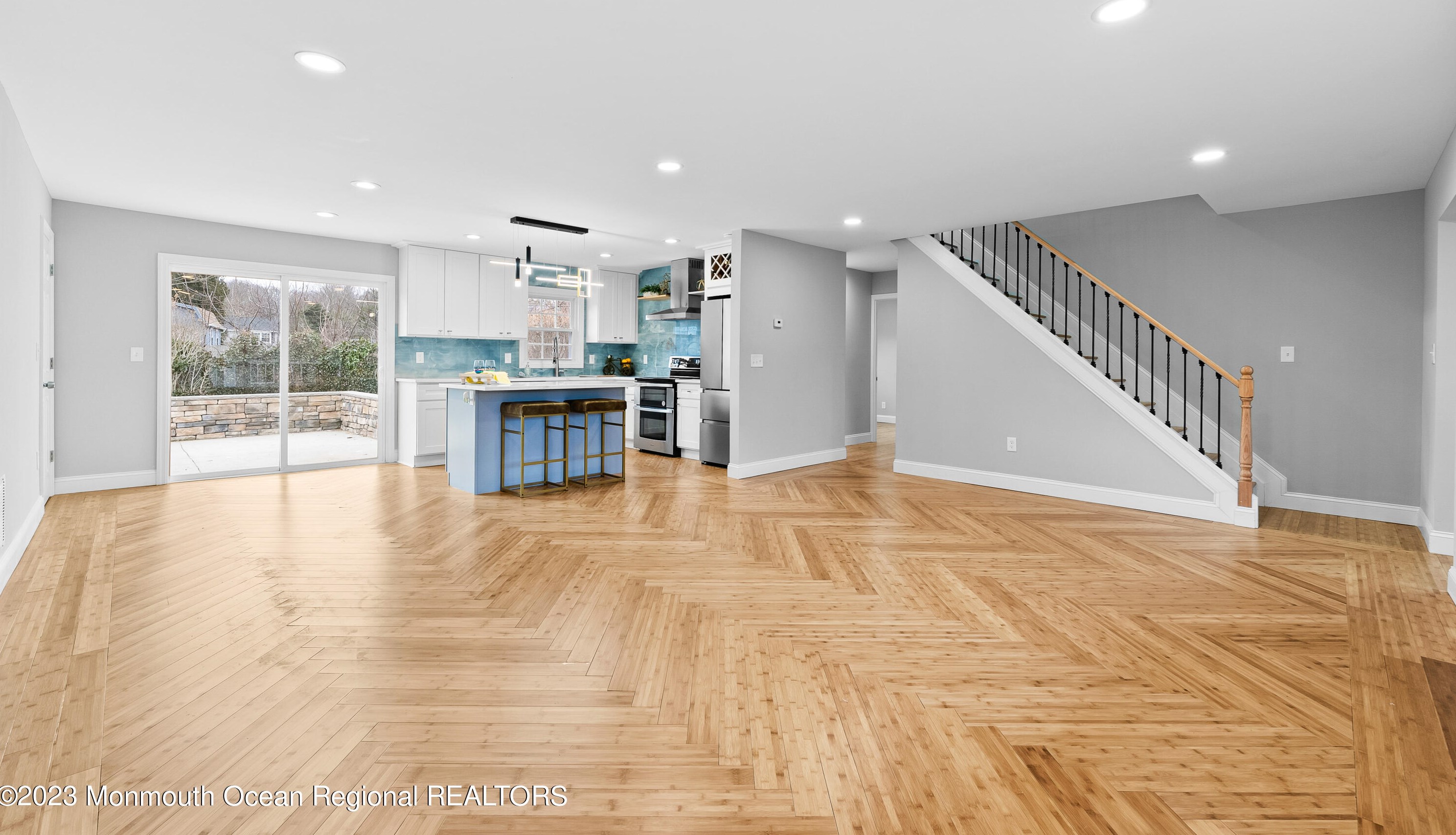 22 Intone Ln, Matawan NJ  07747-1719 exterior