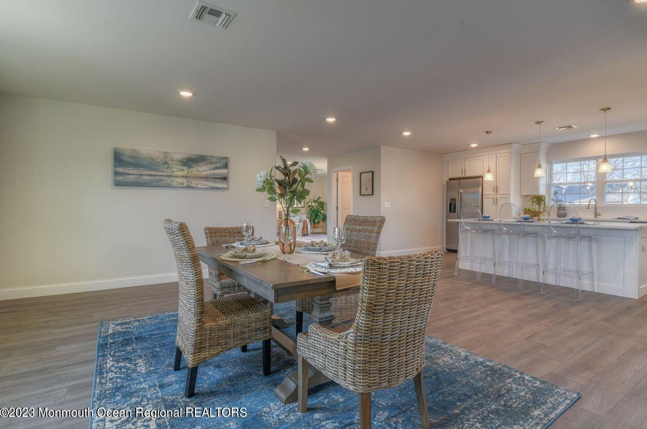 49 Garfield Ave, Ideal Beach NJ  07734-1357 exterior