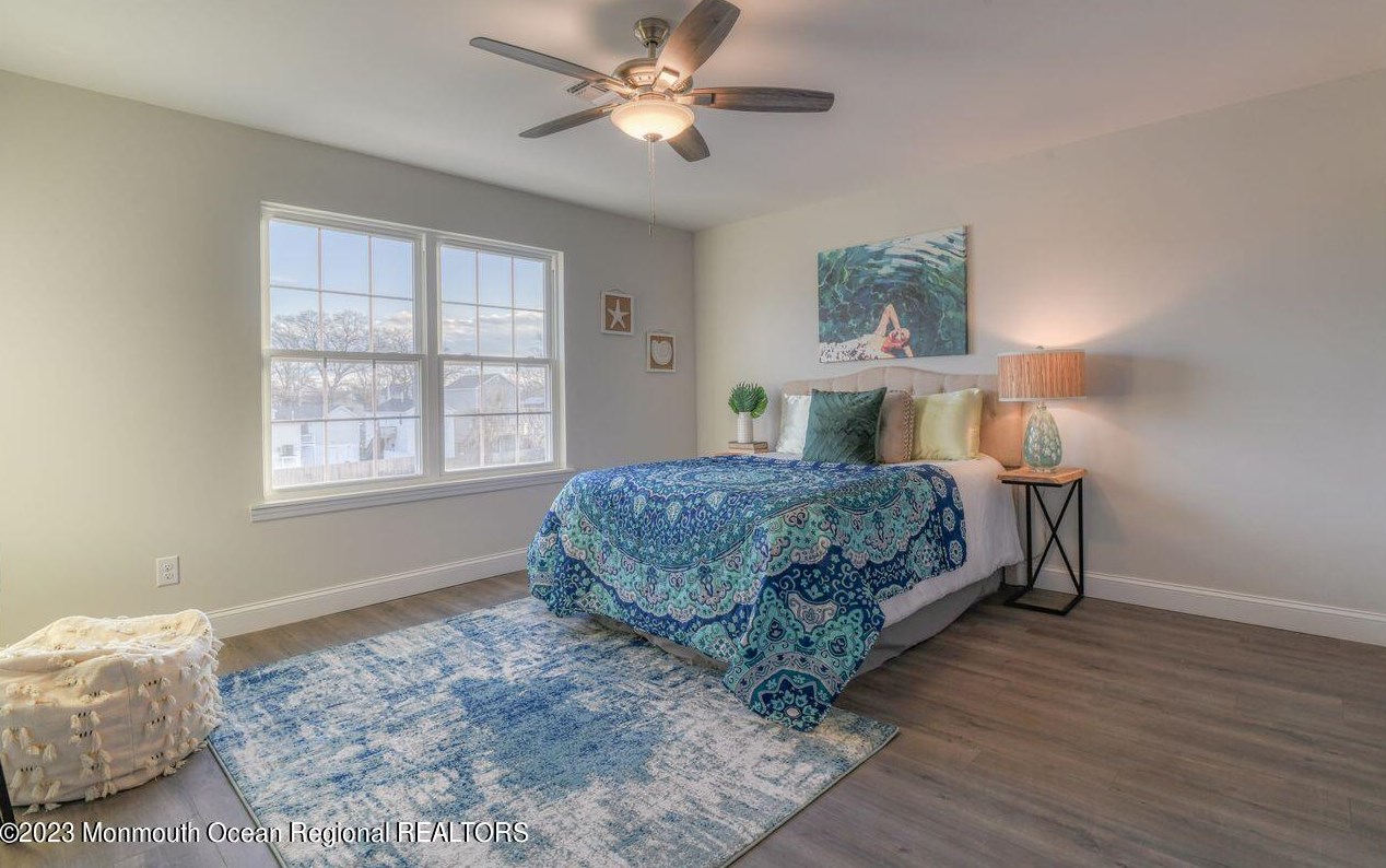 49 Garfield Ave, Ideal Beach NJ  07734-1357 exterior