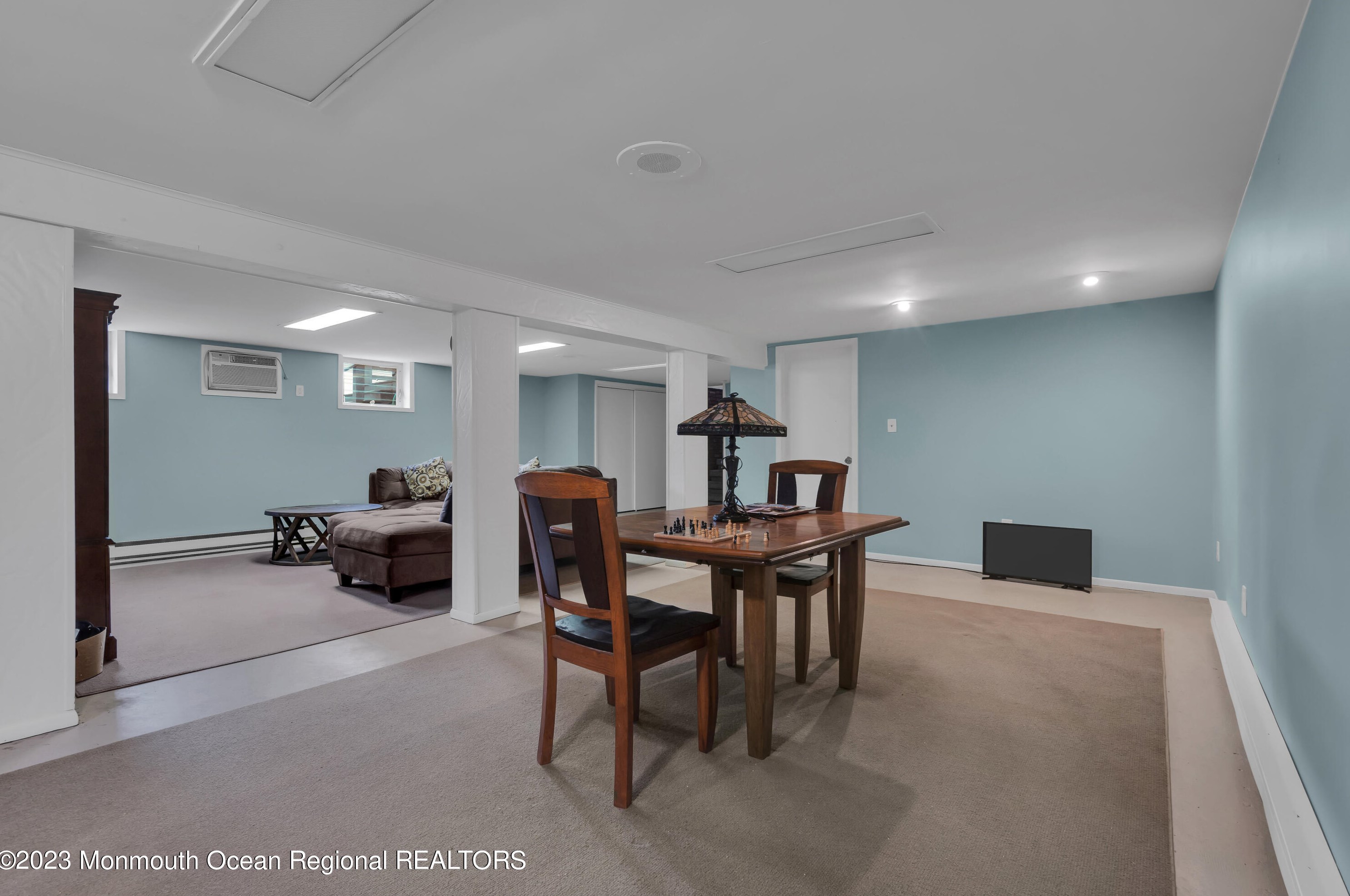 924 Berkeley Ave, Beachwood NJ  08722-4501 exterior