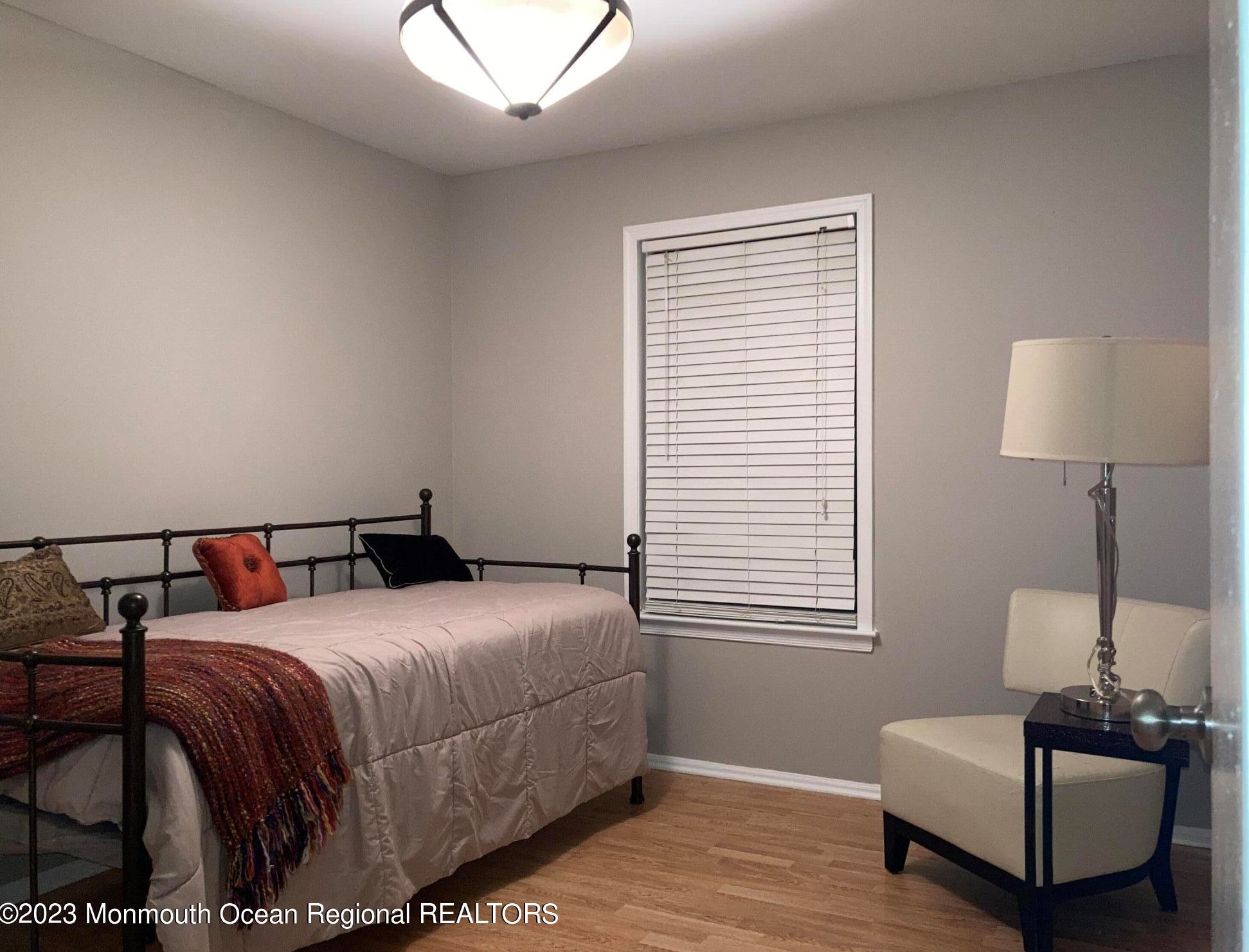 518 Wellington Pl, Matawan NJ 07747-1921 exterior