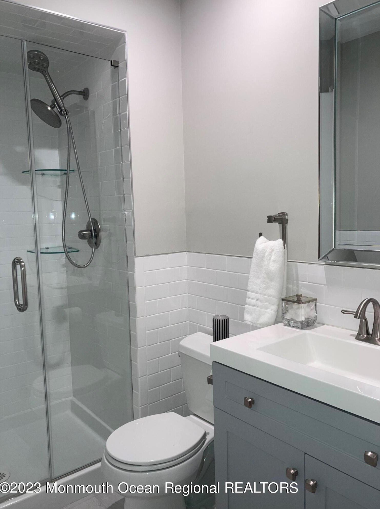 518 Wellington Pl, Matawan NJ 07747-1921 exterior