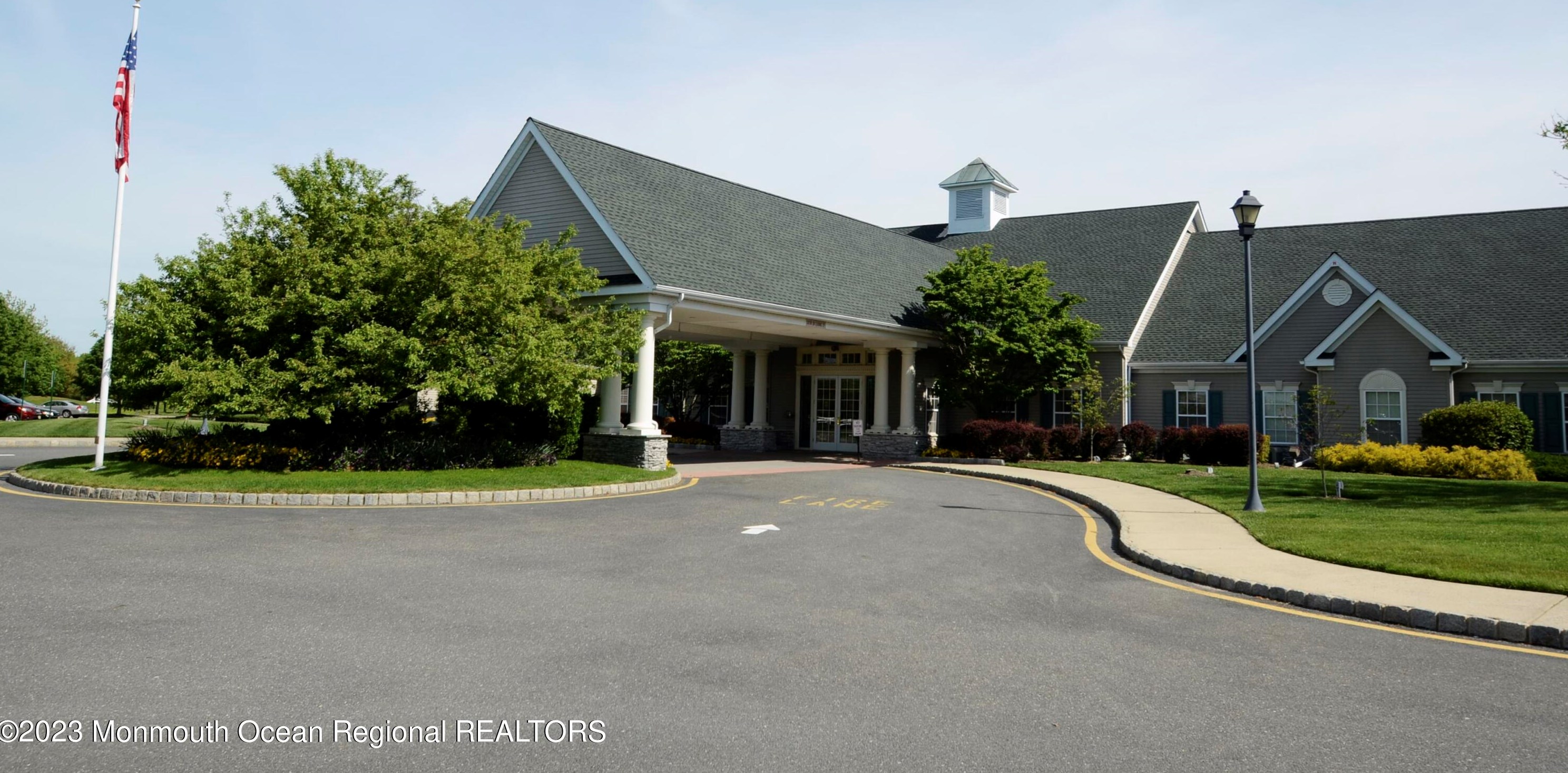 2651 Mdw Lk Dr, Toms River NJ 08755-2539 exterior