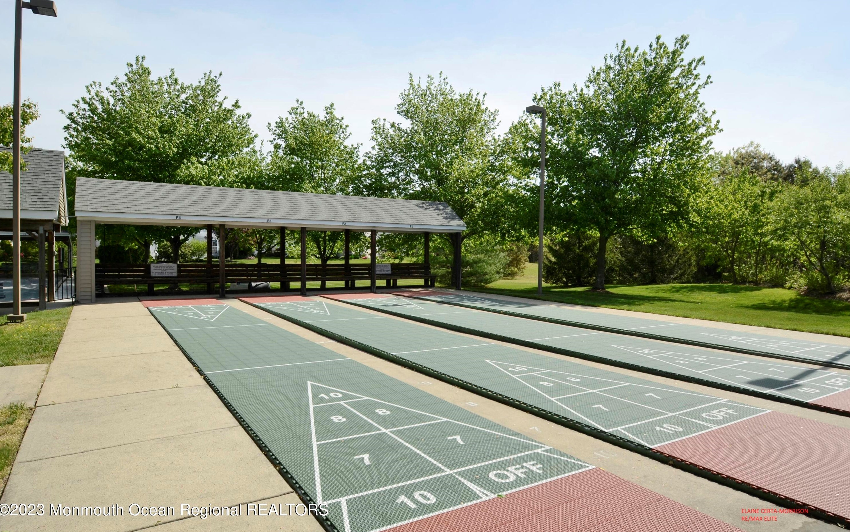 2651 Mdw Lk Dr, Toms River NJ 08755-2539 exterior