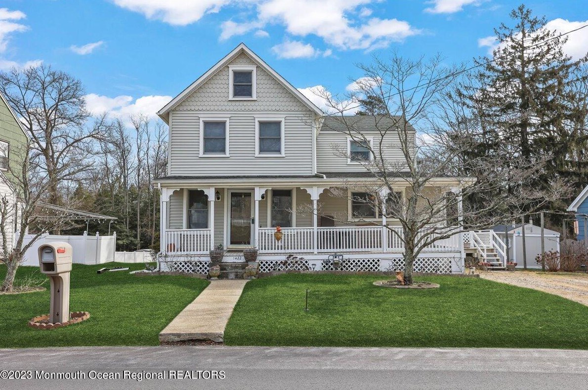 1422 Marconi Rd, Belmar, NJ 07719