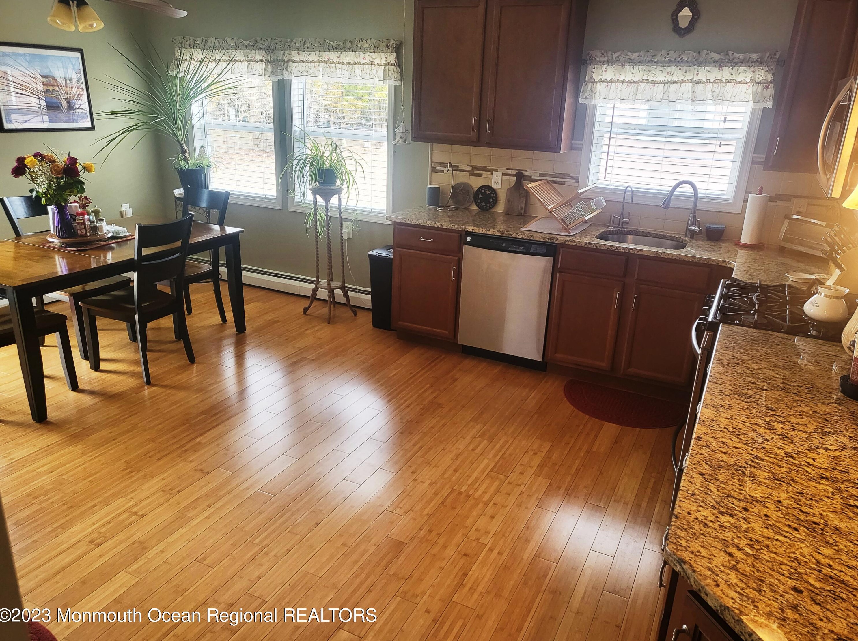 35 Oranjestad St, Toms River NJ  08757-4022 exterior