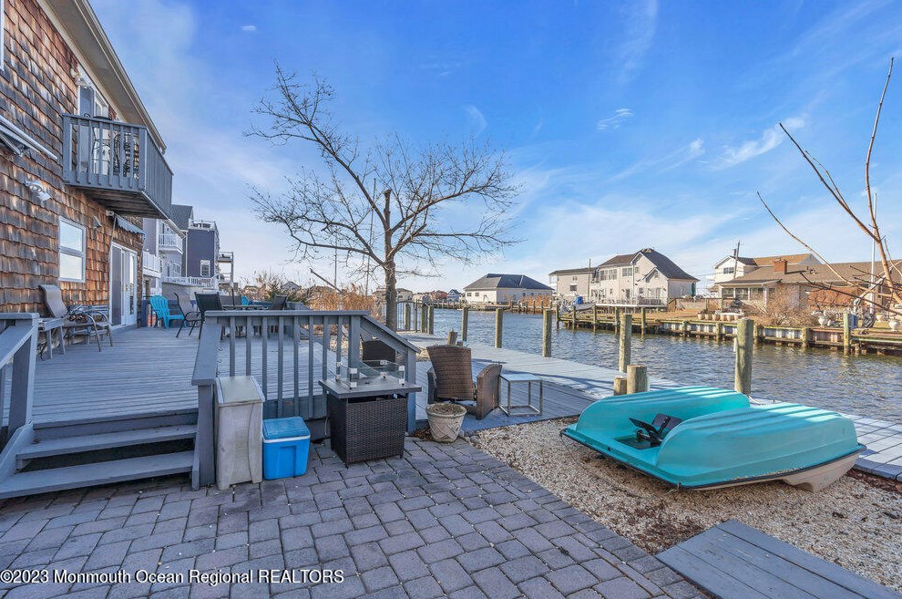 26 Channel Rd, Toms River NJ  08753-2010 exterior