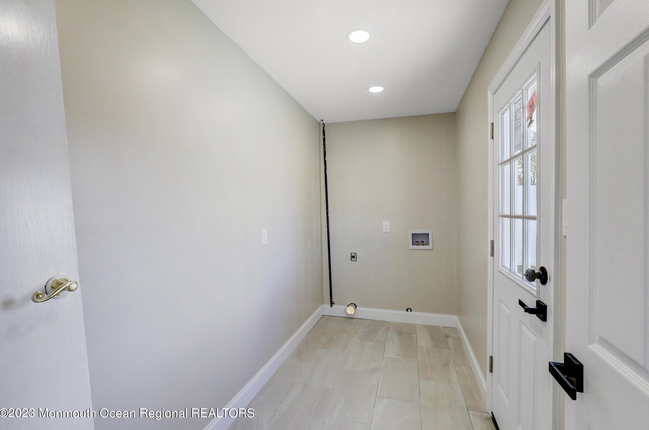 307 5th St, Waretown NJ  08758-2915 exterior