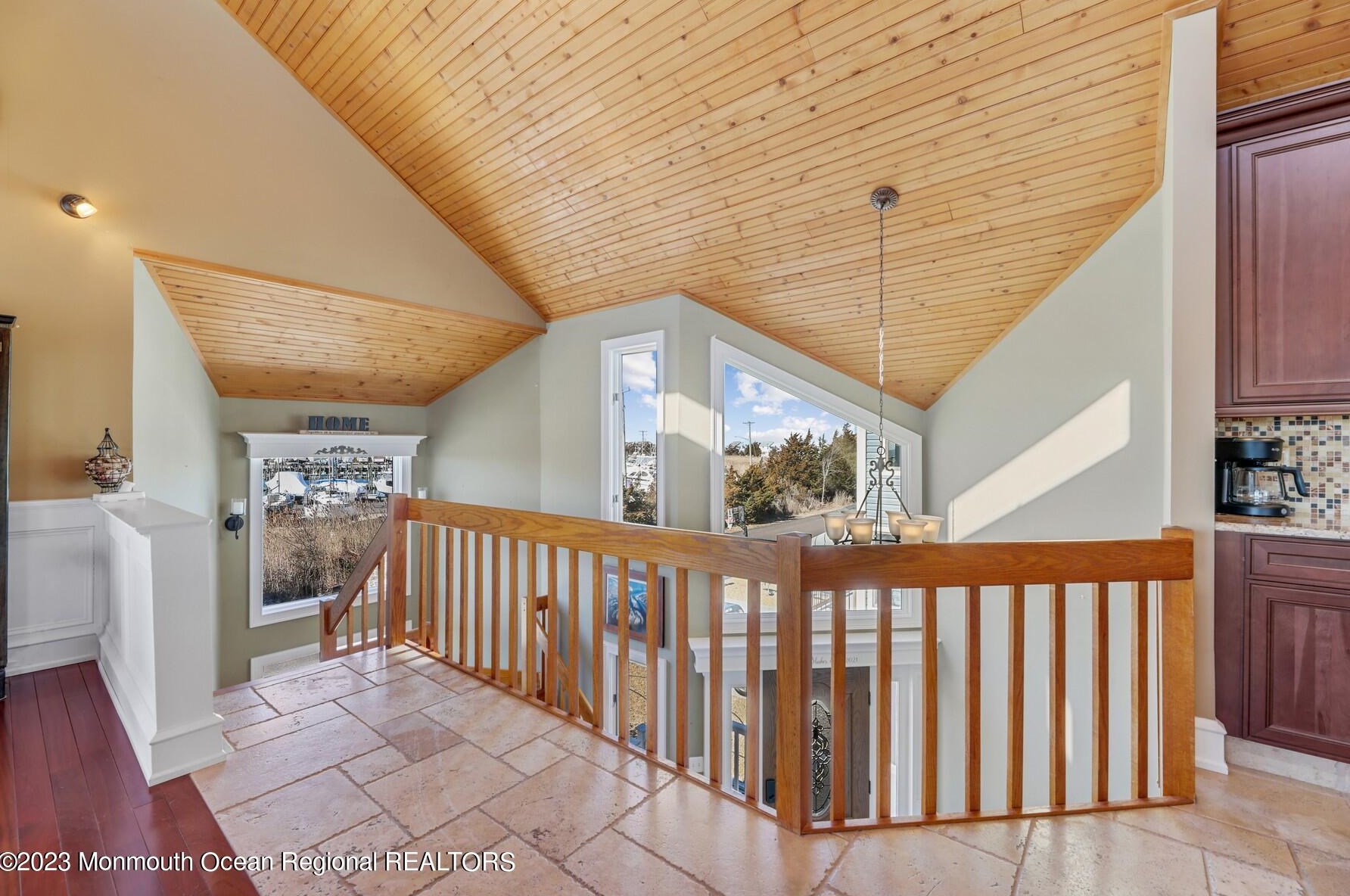 41 Ohio Dr, Tuckerton NJ  08087-1025 exterior