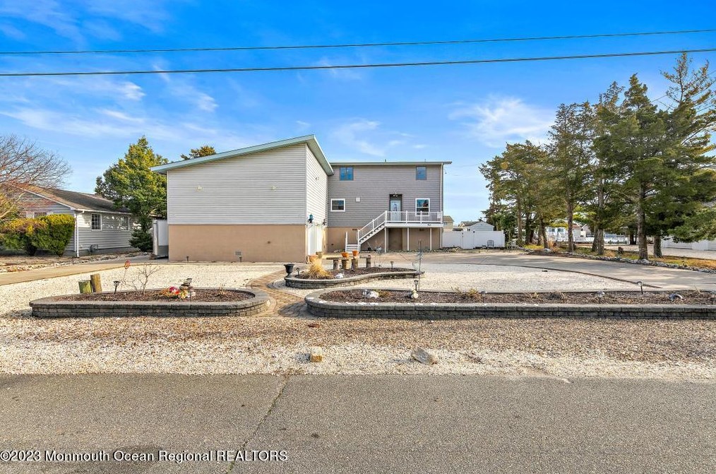 50 Atlantis Blvd, Tuckerton NJ  08087-1904 exterior