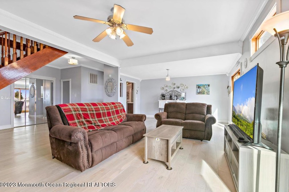 50 Atlantis Blvd, Tuckerton NJ  08087-1904 exterior