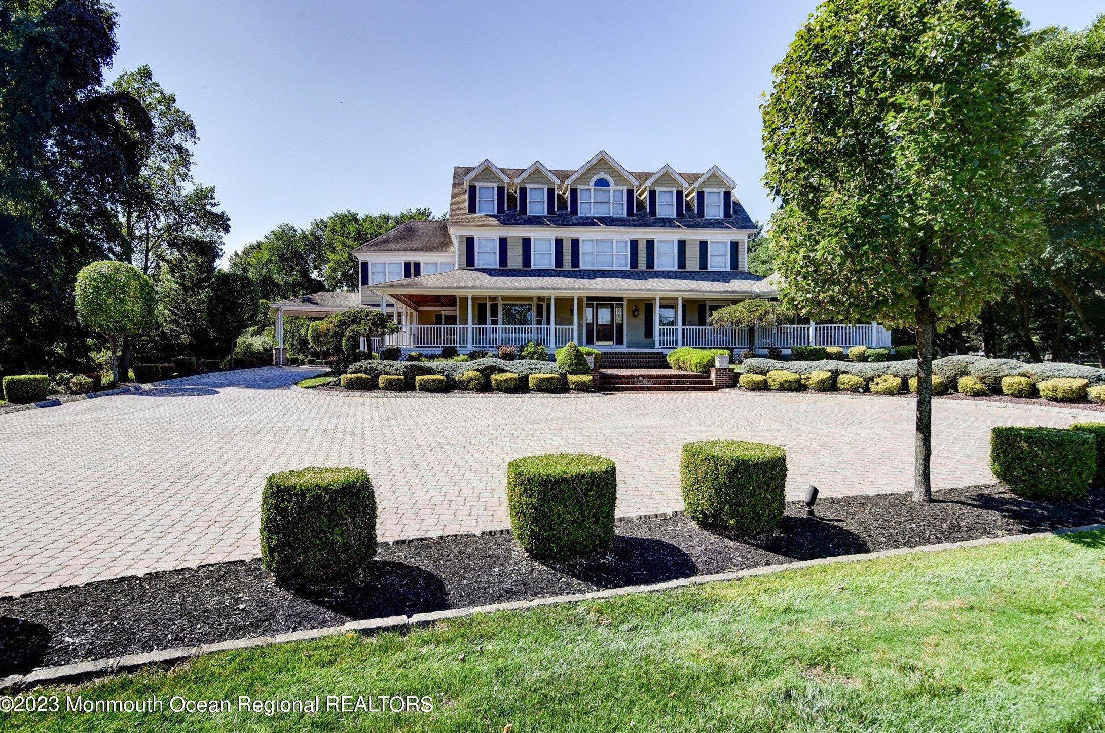 87 Middletown Rd, Holmdel Village, NJ 07733