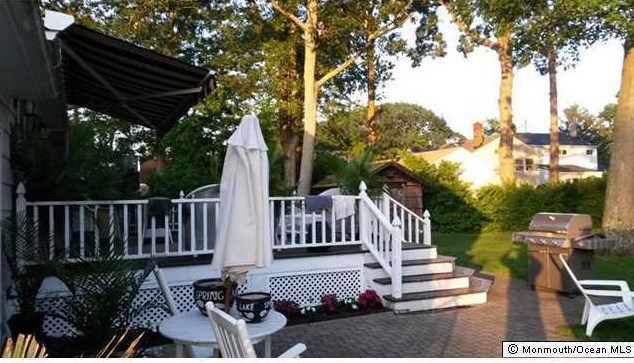 325 Pitney Ave, Wall Township NJ  07762-1748 exterior