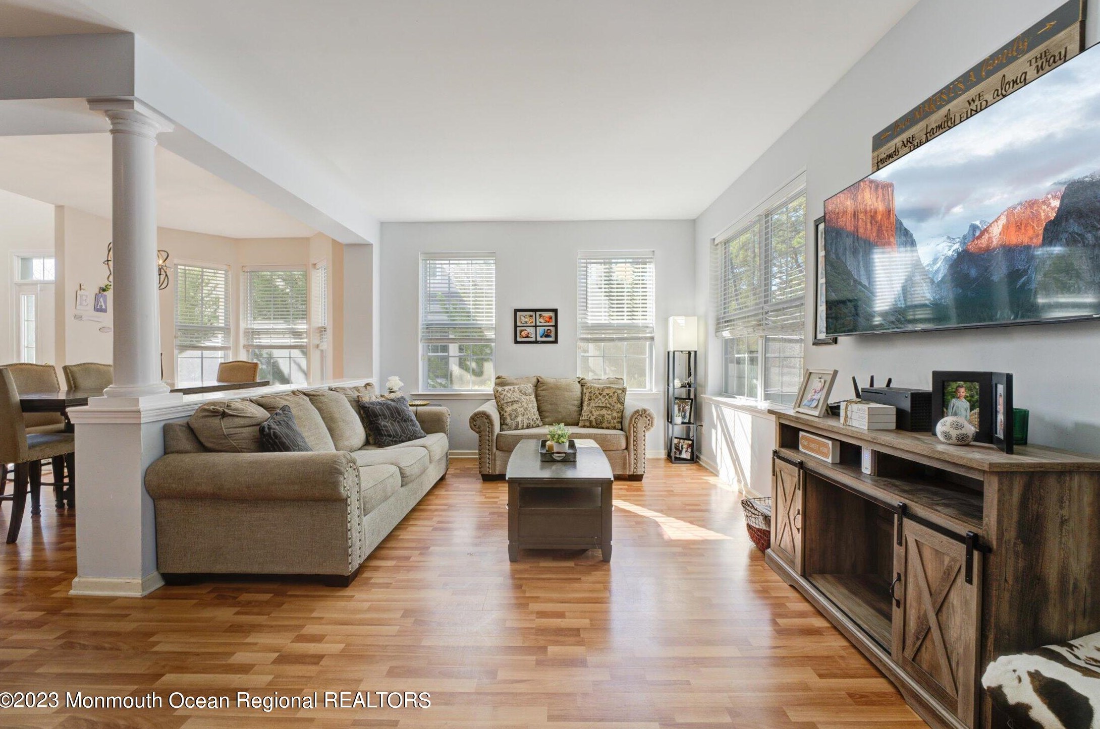 248 Hawthorne Ln, Barnegat Township NJ  08005-5642 exterior