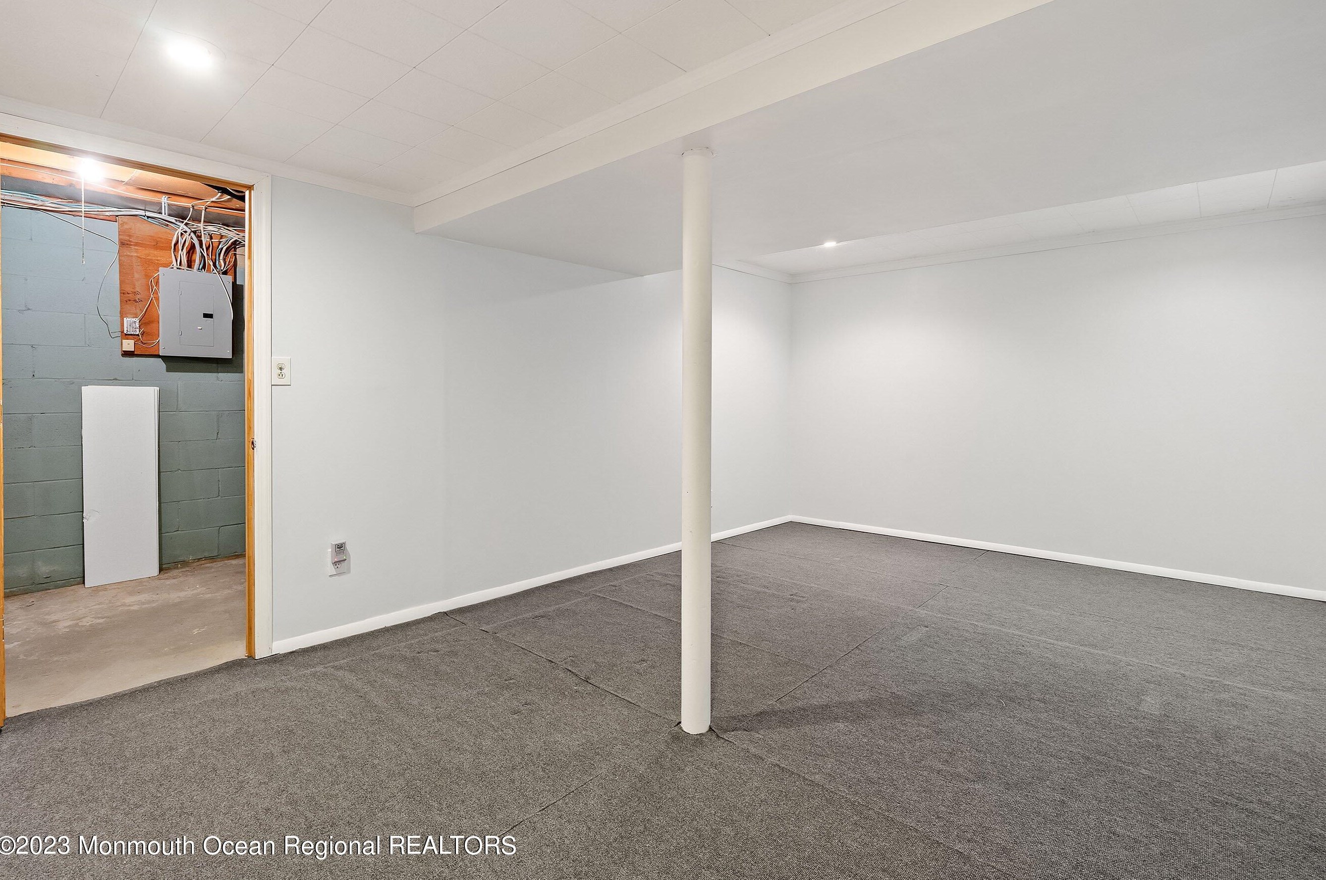 106 Bowne Ct, Matawan NJ 07747-3562 exterior