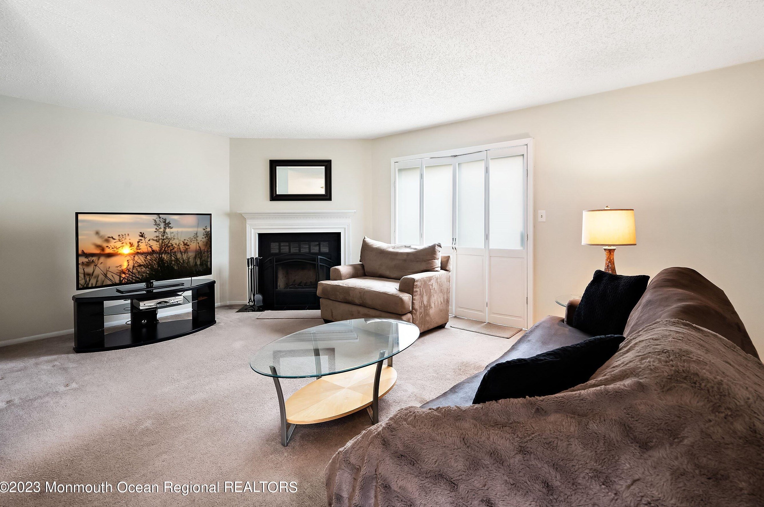 106 Bowne Ct, Matawan NJ 07747-3562 exterior